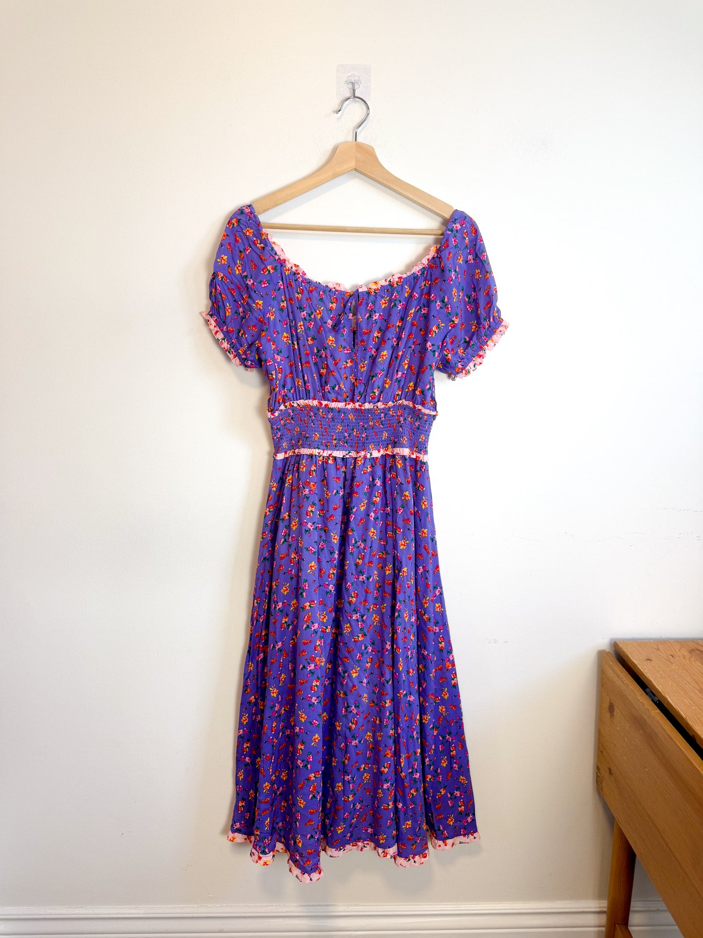 Betsey Johnson "Ditsy Rose Chalis Midi Dress in Veri Peri" NWT (Size M/L)