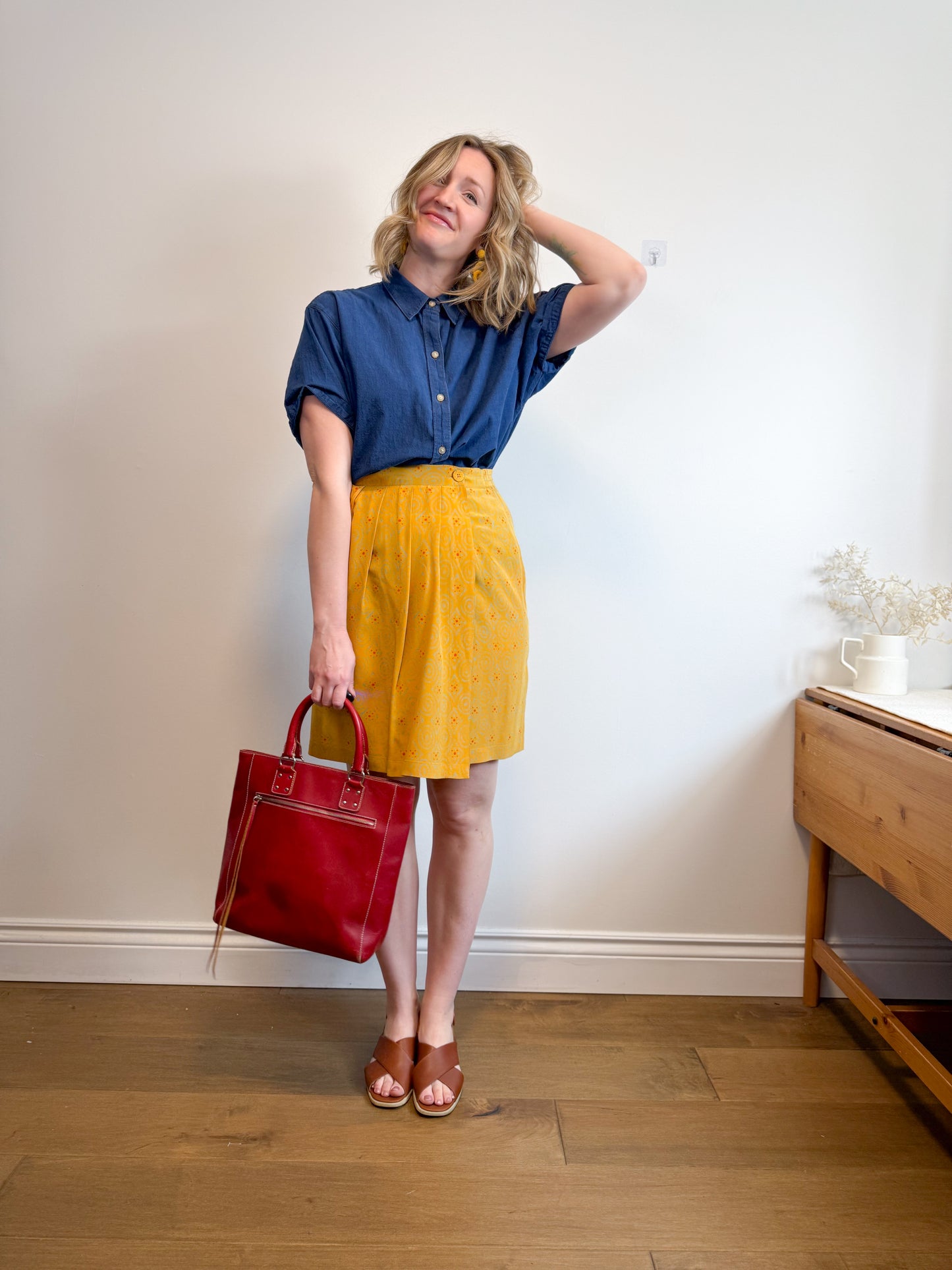 Vintage Silk Skirt (Size S/M)