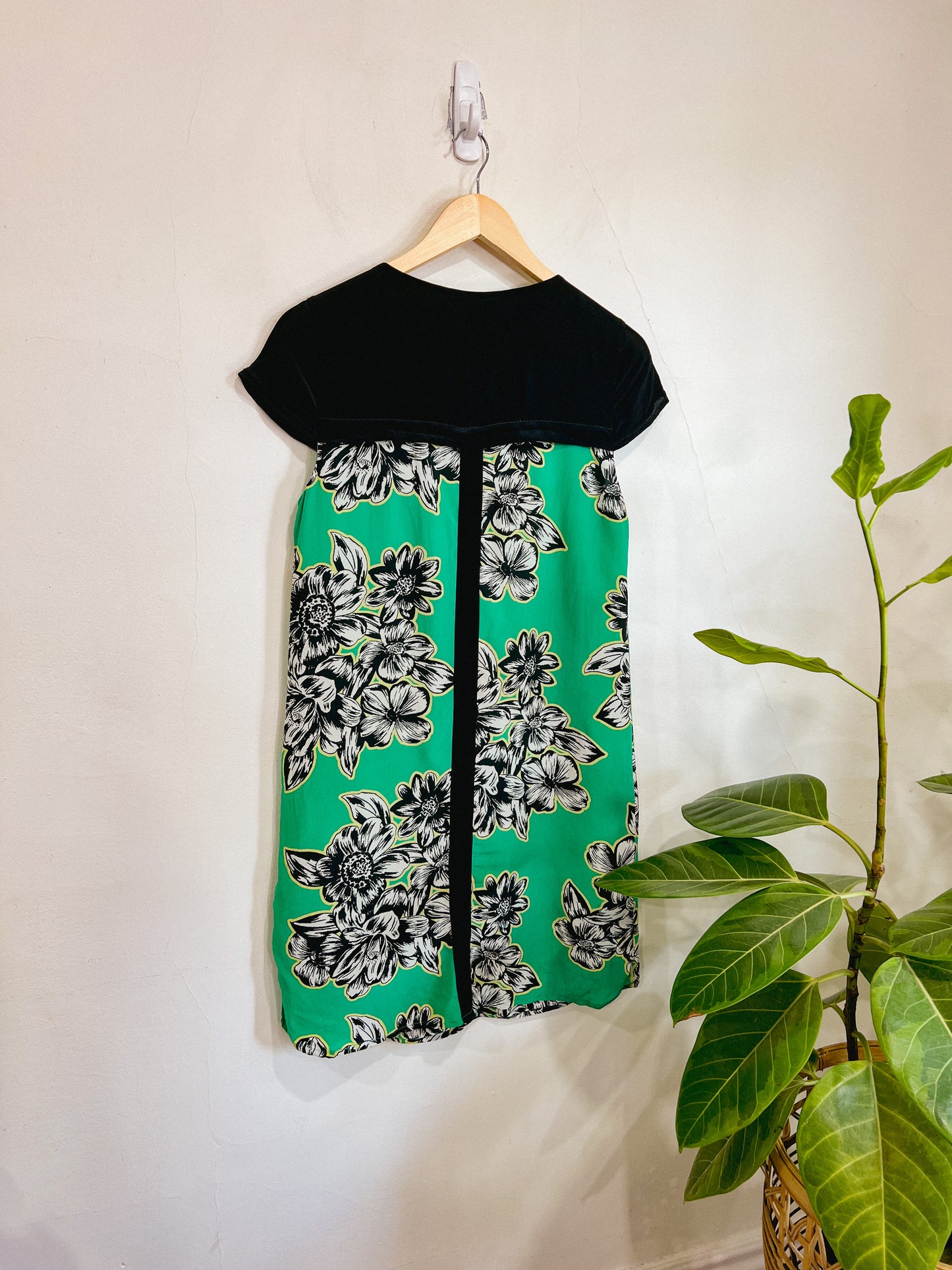 Anthropologie Green Floral Silk Dress (Size 4)