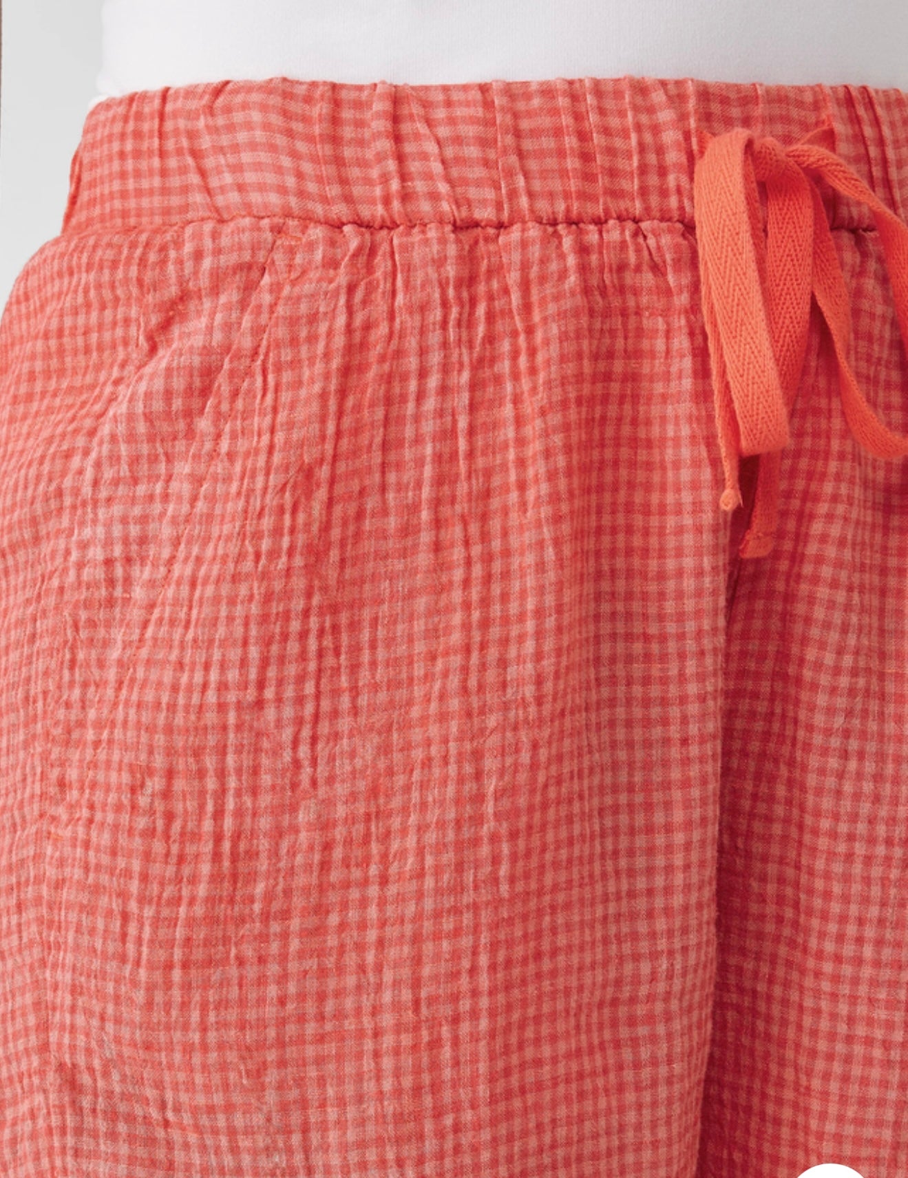 Eileen Fisher "Puckered Organic Linen Shorts in Punk Gingham" (Size M)