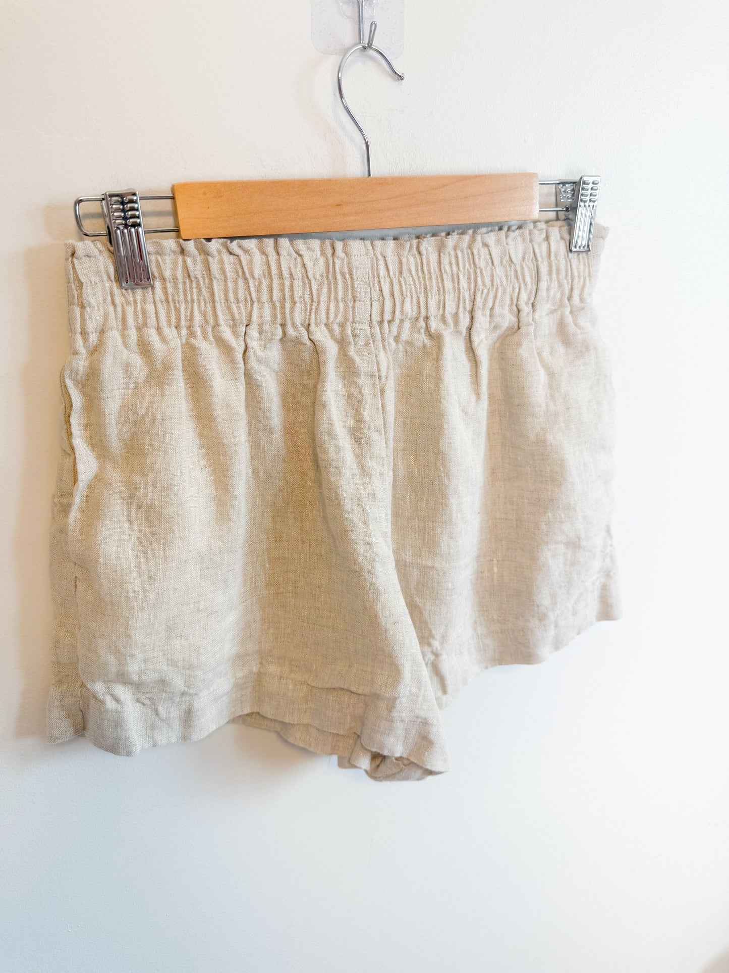 Reformation "Mila Linen Short in Oatmeal" (Size S/M)