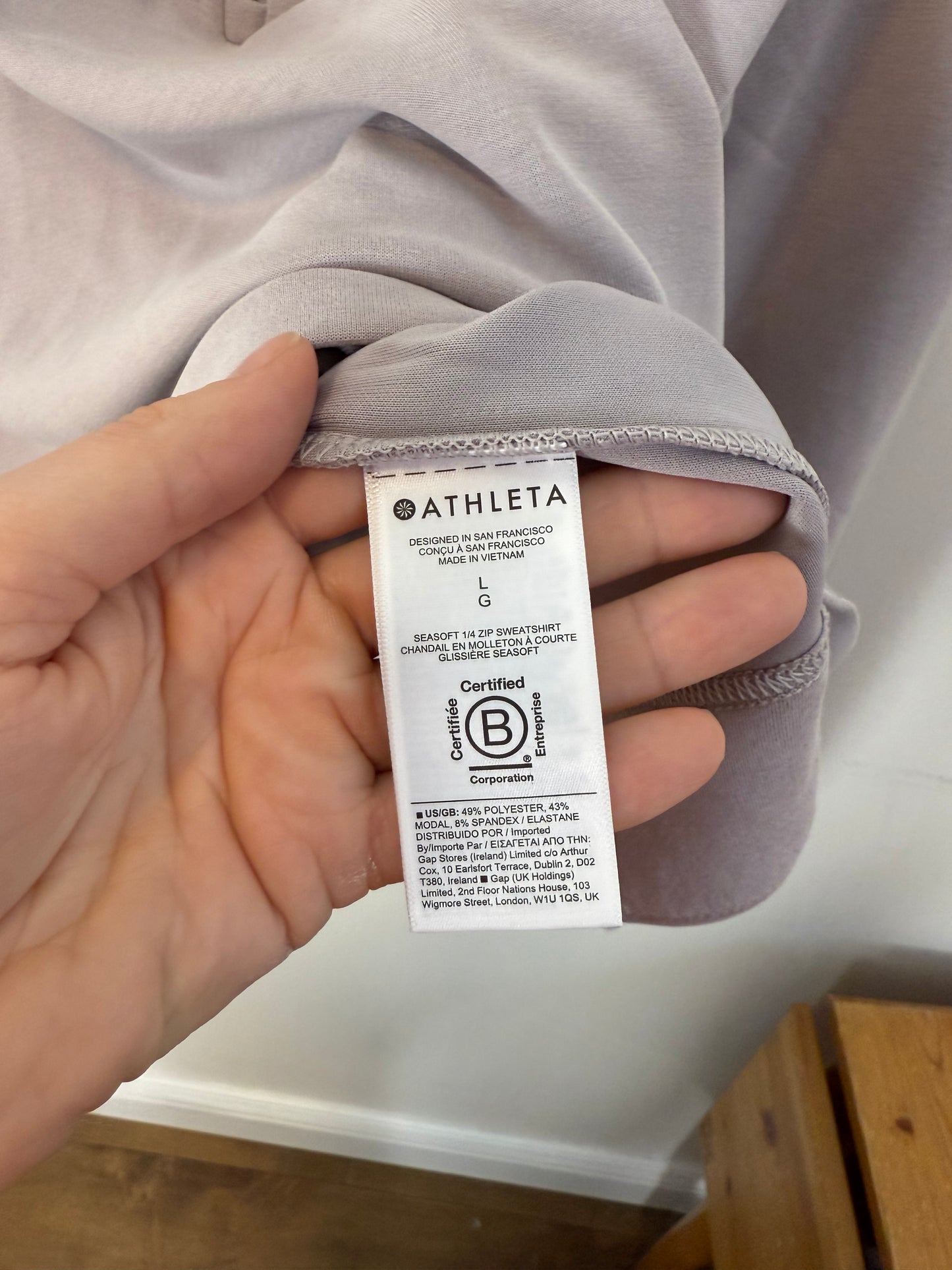 Athleta "Seasoft 1/4 Zip Sweatshirt in Quartz" (Size L)