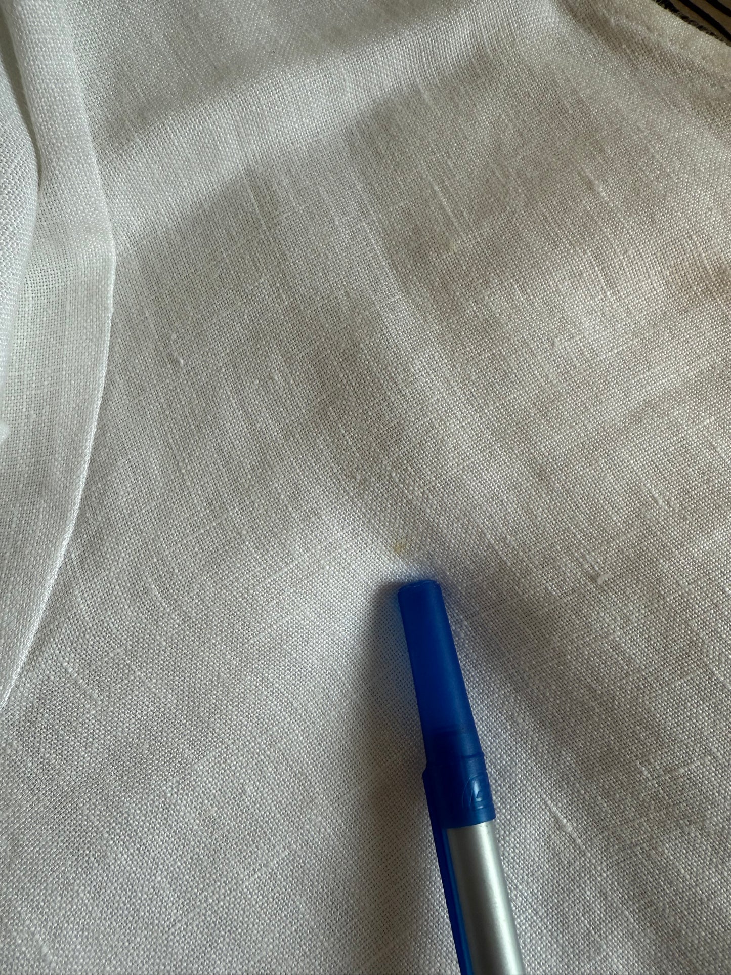 en Thread White Linen Dress (Size S/M)