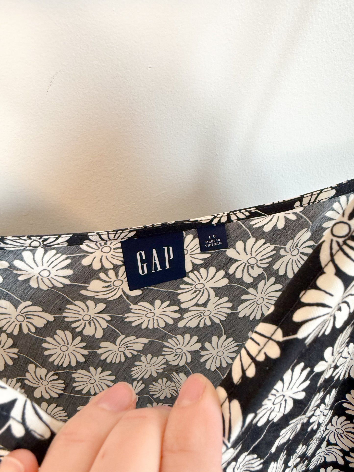 Gap Floral Midi Dress in Black/White (Size L)