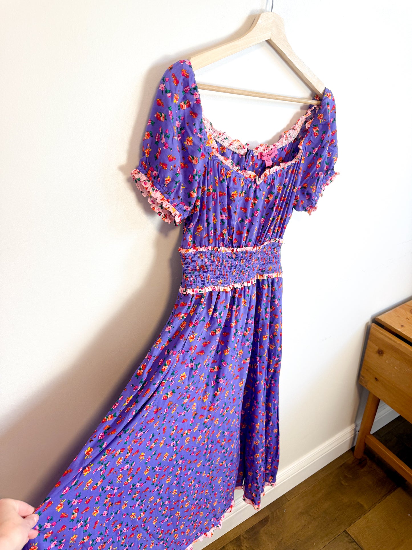 Betsey Johnson "Ditsy Rose Chalis Midi Dress in Veri Peri" NWT (Size M/L)