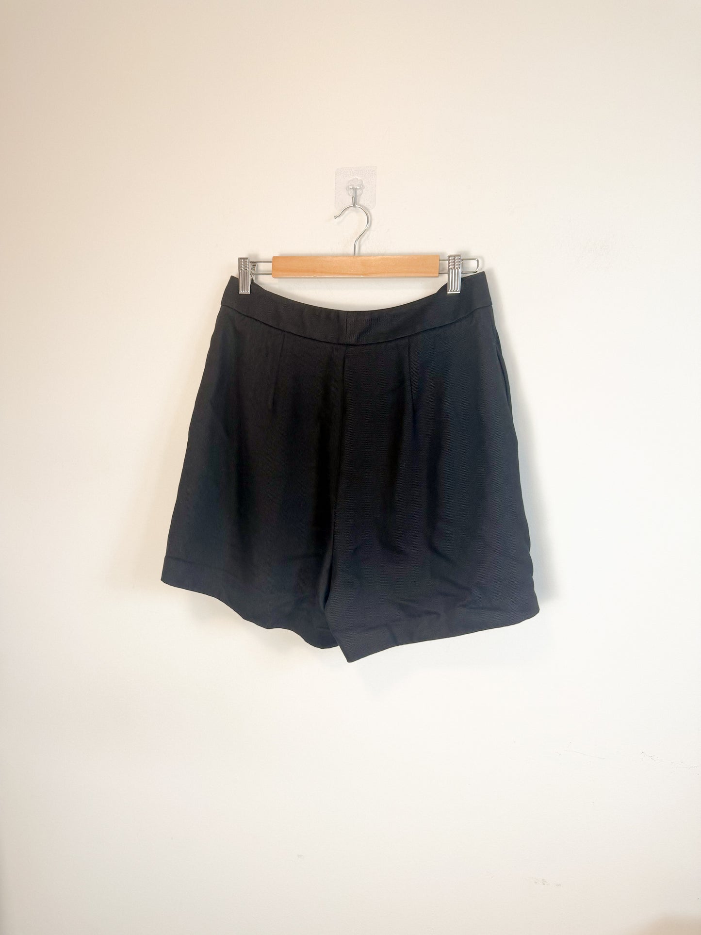 KOTN Pleated Trouser Shorts in Black (Size M/L)