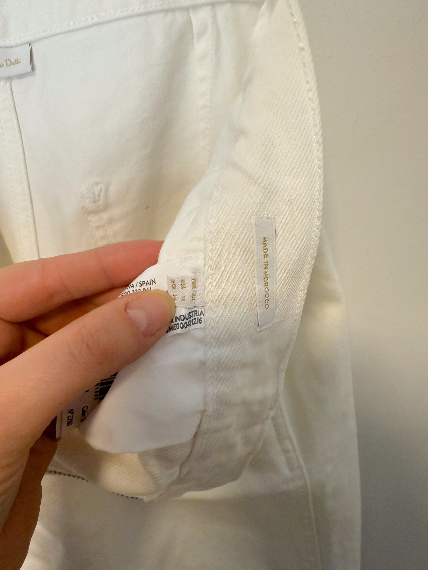 Massimo Dutti High Waist Wide Leg Jeans in White (Size 12)