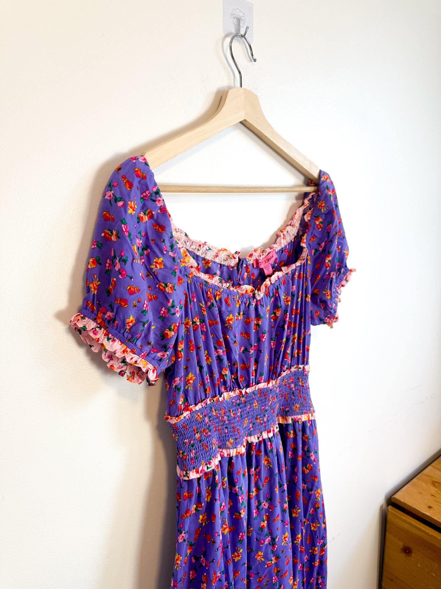 Betsey Johnson "Ditsy Rose Chalis Midi Dress in Veri Peri" NWT (Size M/L)