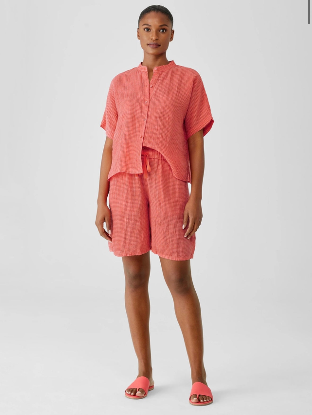 Eileen Fisher "Puckered Organic Linen Shorts in Punk Gingham" (Size M)