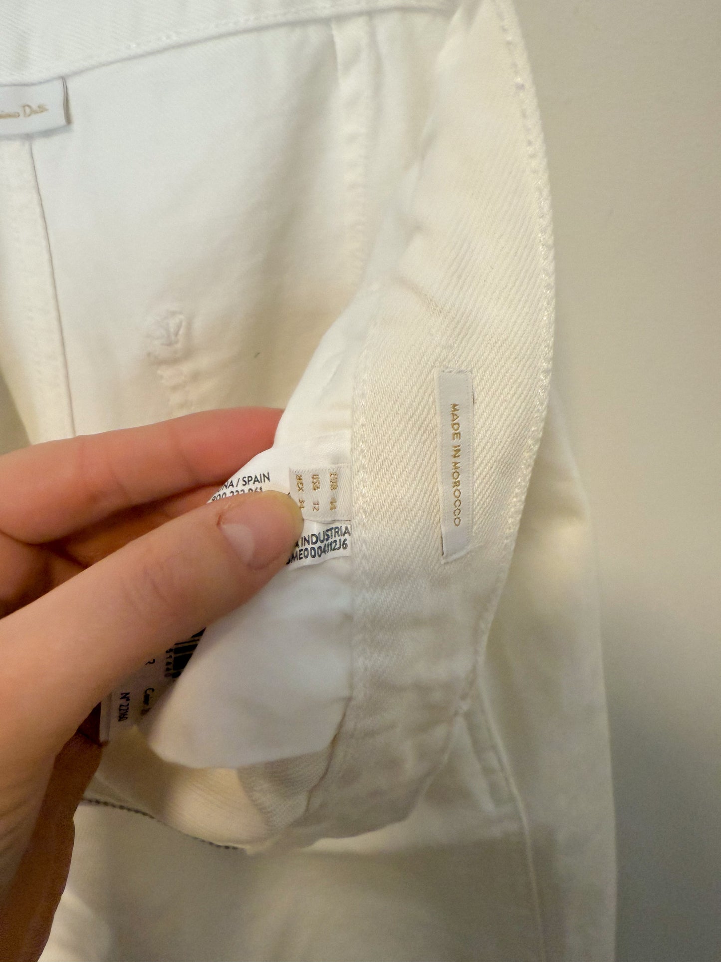 Massimo Dutti High Waist Wide Leg Jeans in White (Size 12)