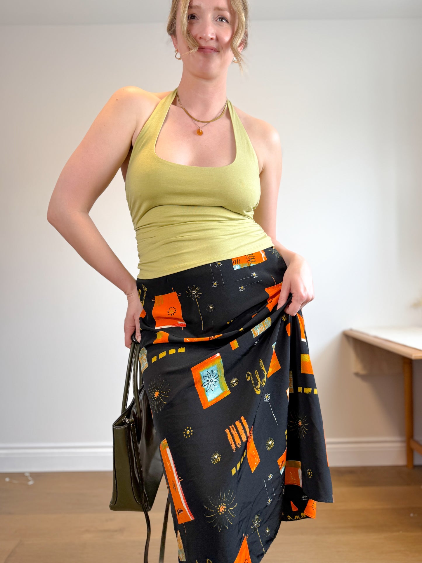 Vintage Abstract Floral Print Midi Skirt in Black/Orange (Size M)