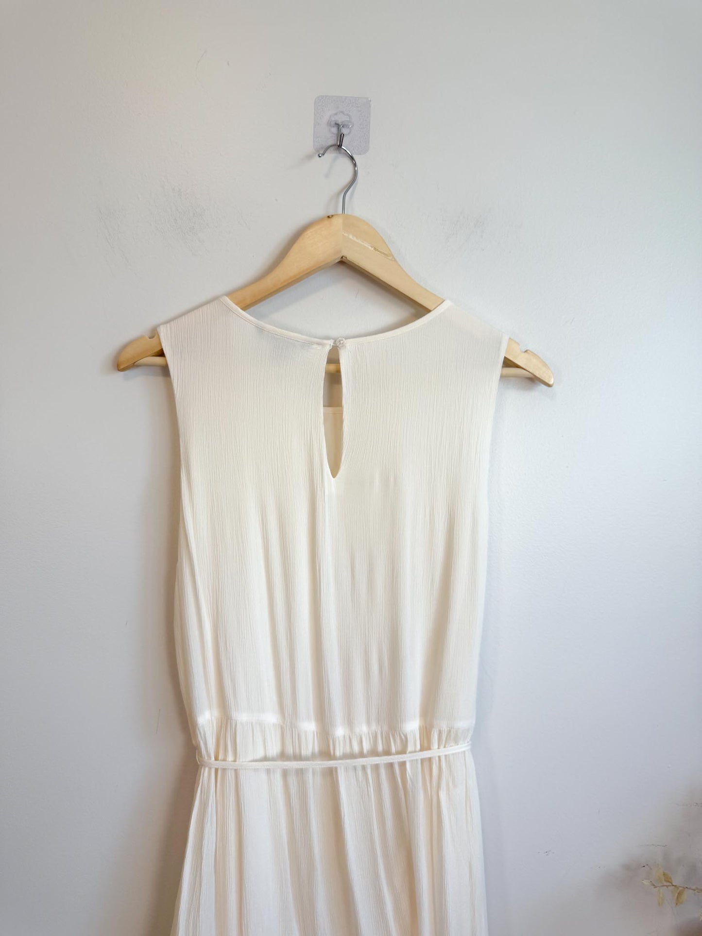 Banana Republic Tiered Mini Dress in White (Size L)