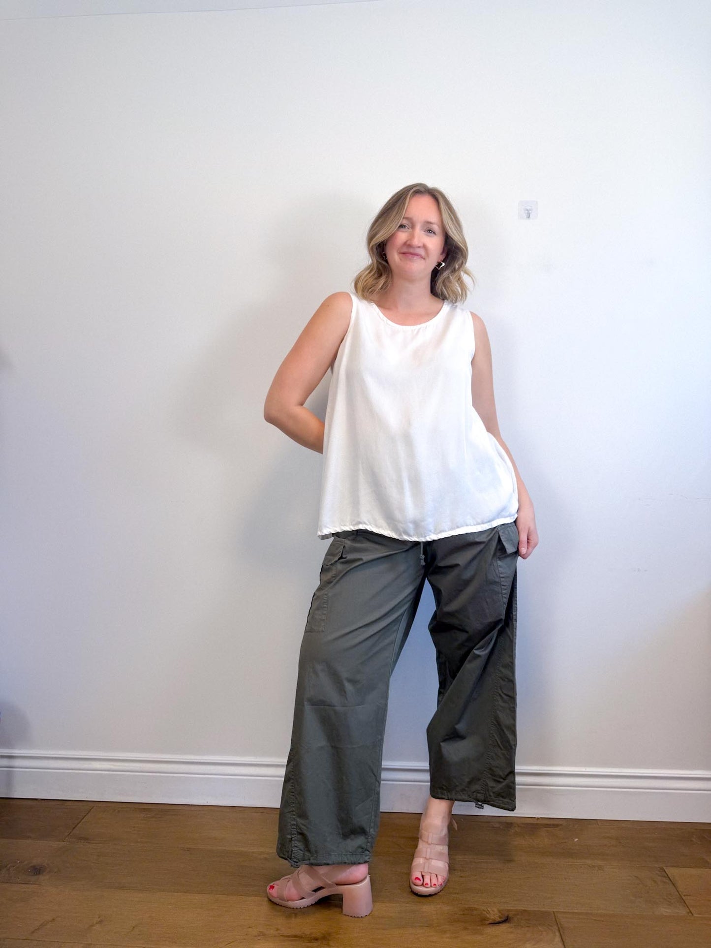 Brynn Walker Sleeveless Tencel Shirt in Off White (Size XS-M)