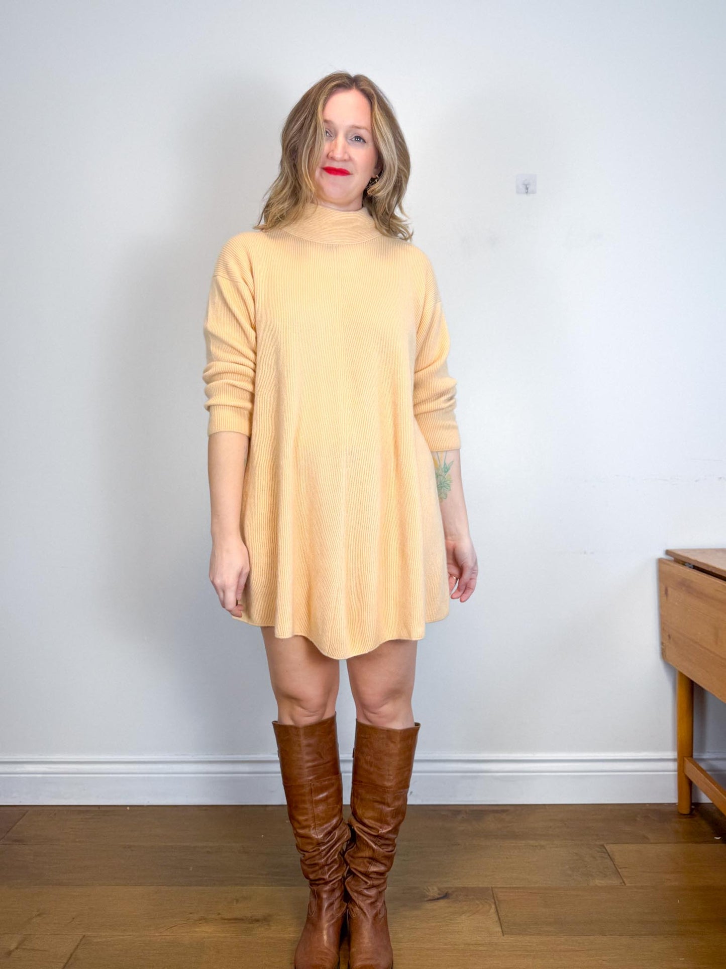 Vintage Cashmere Sweater Dress in Sandy Beige (Size M/L)