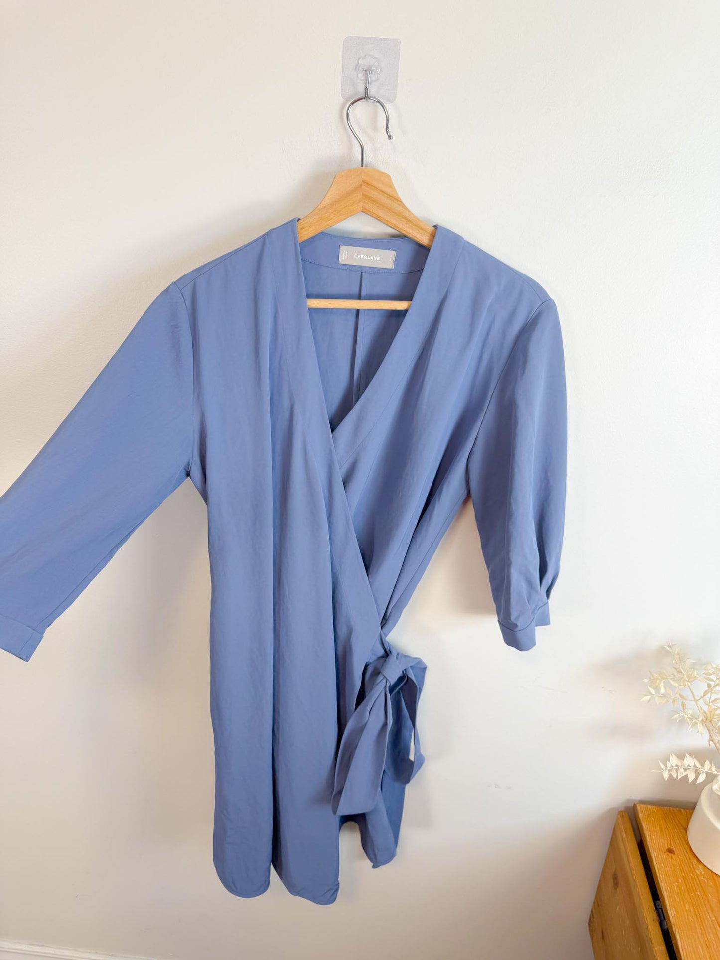 Everlane "The Japanese GoWeave Long-Sleeve Mini Wrap Dress in Blue" (Size S/M)