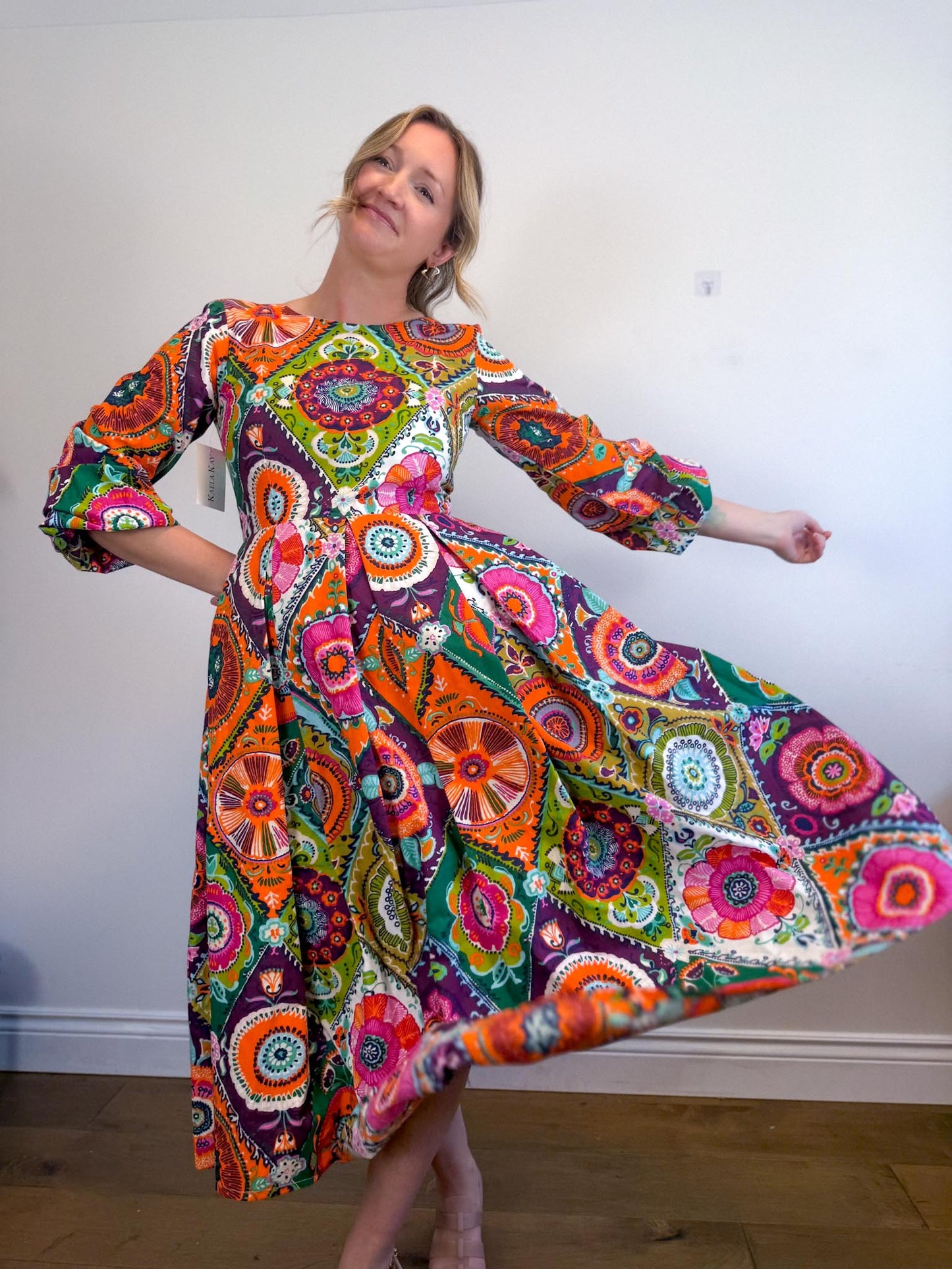 KAELA KAY Slow Fashion Long Sleeve Midi Dress NWT (Size M/L)