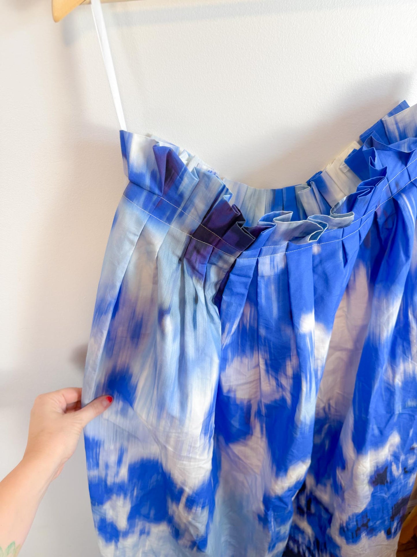 Carolina Herrera Designer "Maxi A-Line Women's Silk/Cotton Skirt in Blue/White Tie Dye" NWT (Size 12)