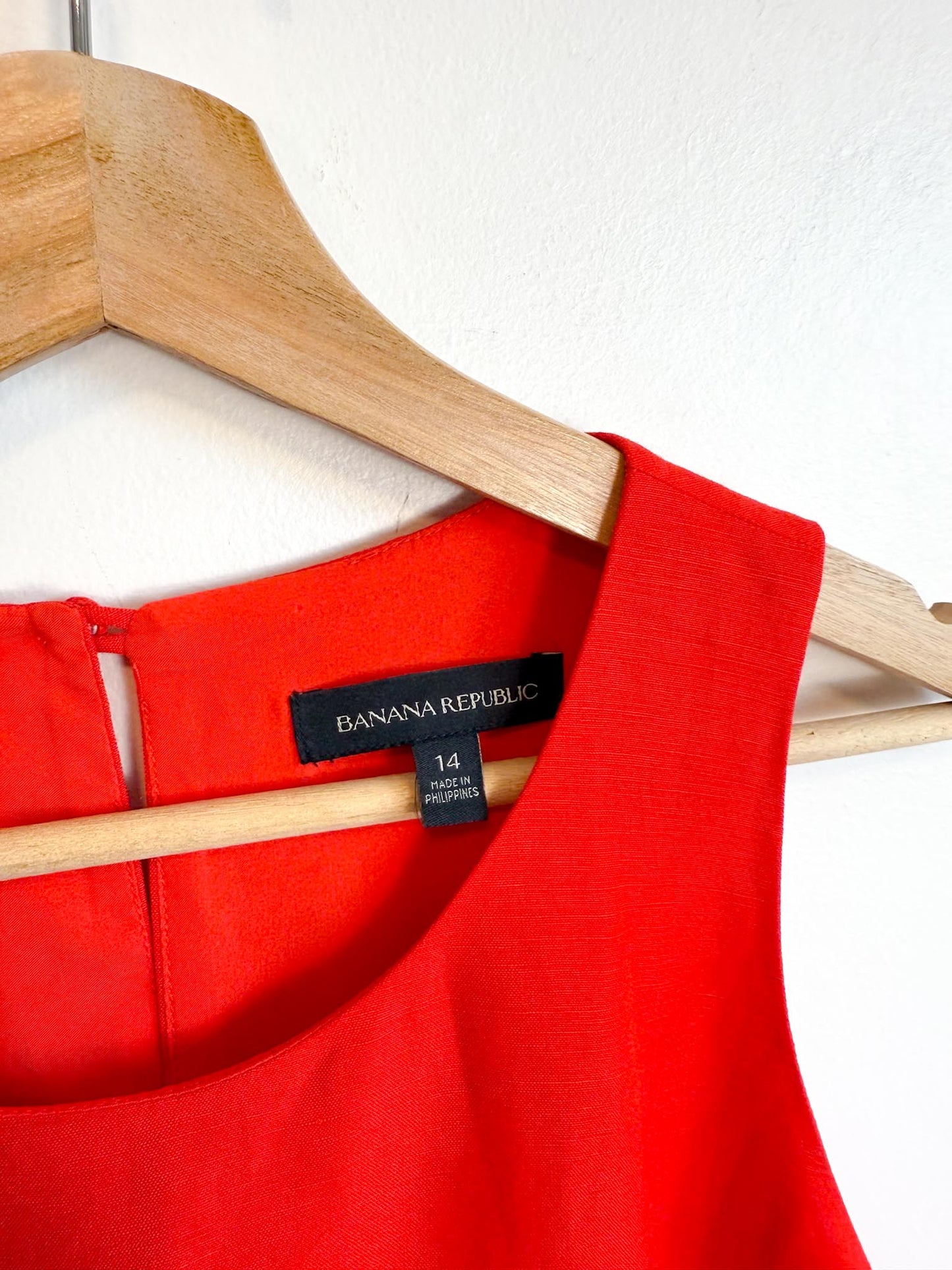 Banana Republic "Linen-Cotton Wide-Leg Cropped Jumpsuit in Red" (Size 14)