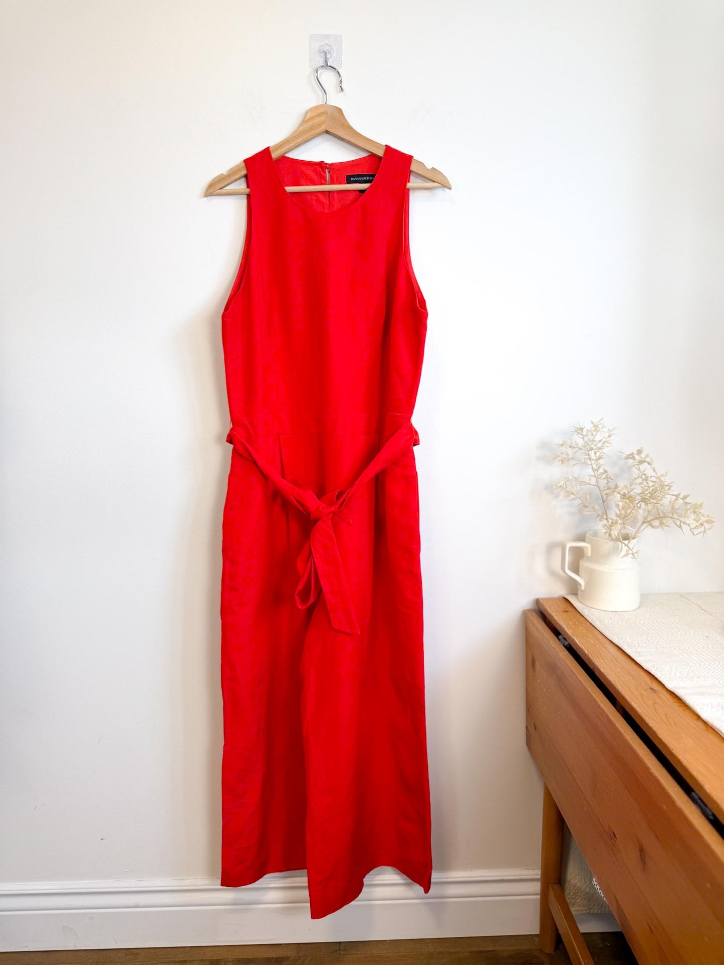 Banana Republic "Linen-Cotton Wide-Leg Cropped Jumpsuit in Red" (Size 14)