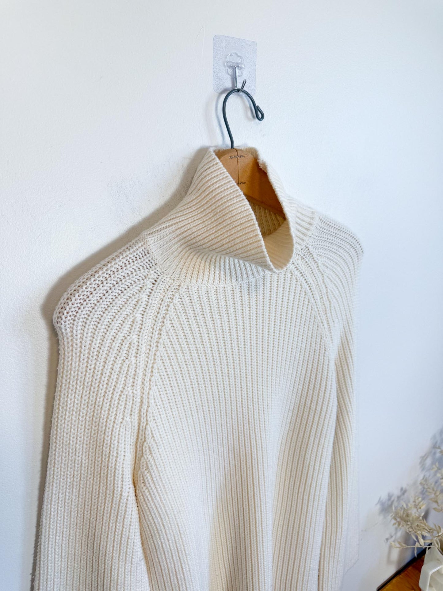 Wilfred Merino Wool Knit Sweater in Neutral (Size XS-M)