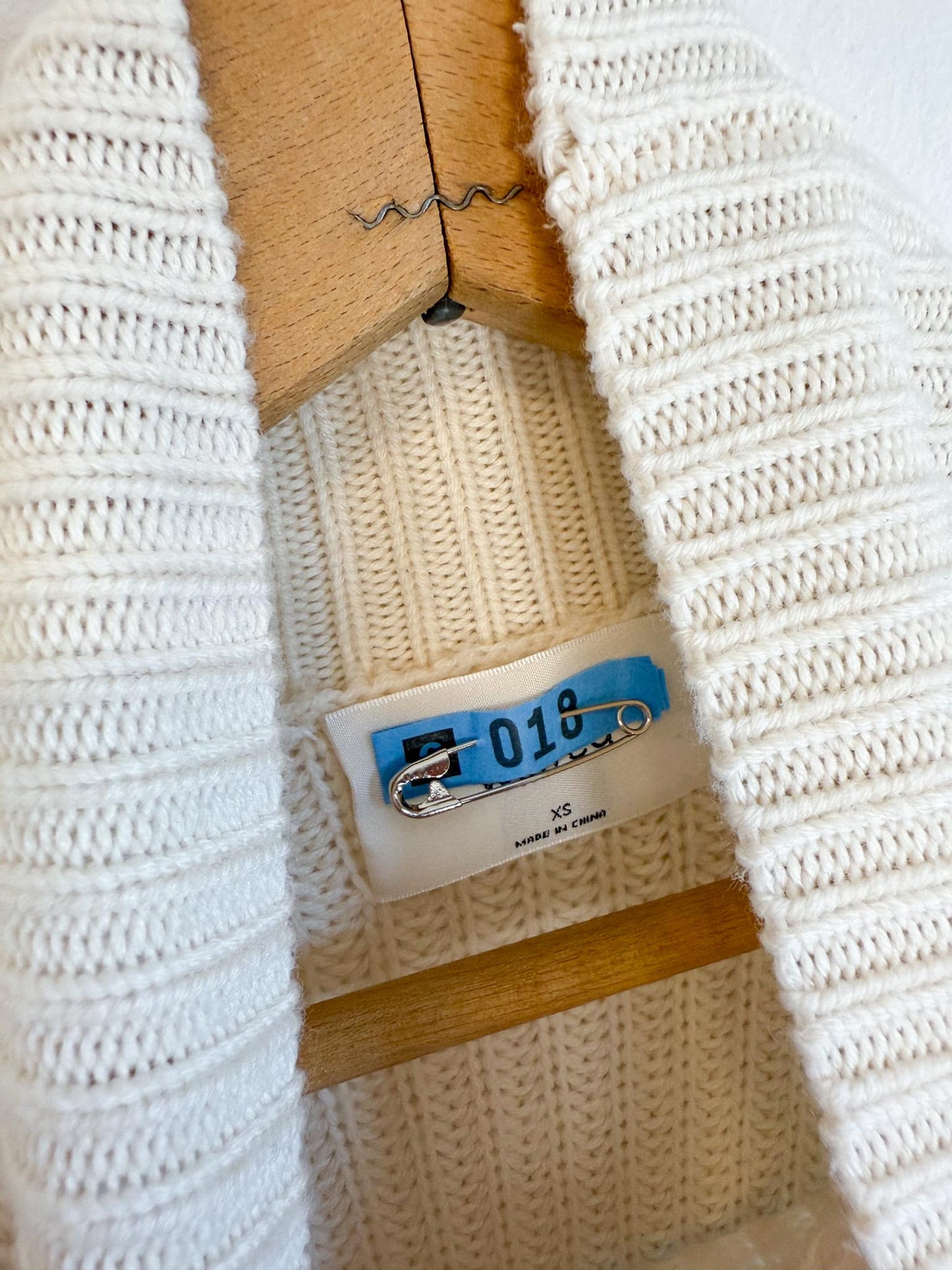 Wilfred Merino Wool Knit Sweater in Neutral (Size XS-M)