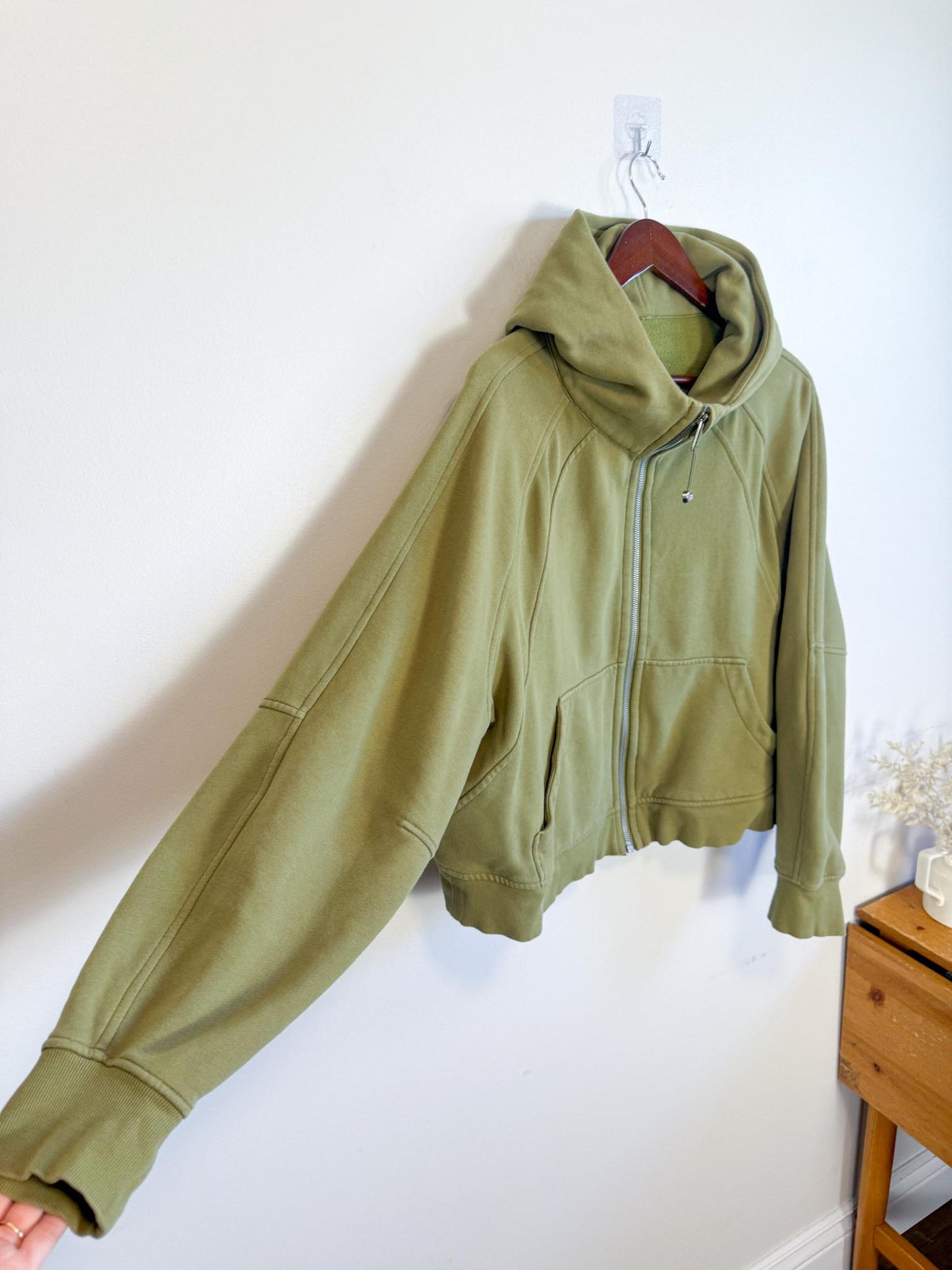 Lululemon "Scuba Oversized Full Zip Hoodie in Green" (Size XL/XXL)