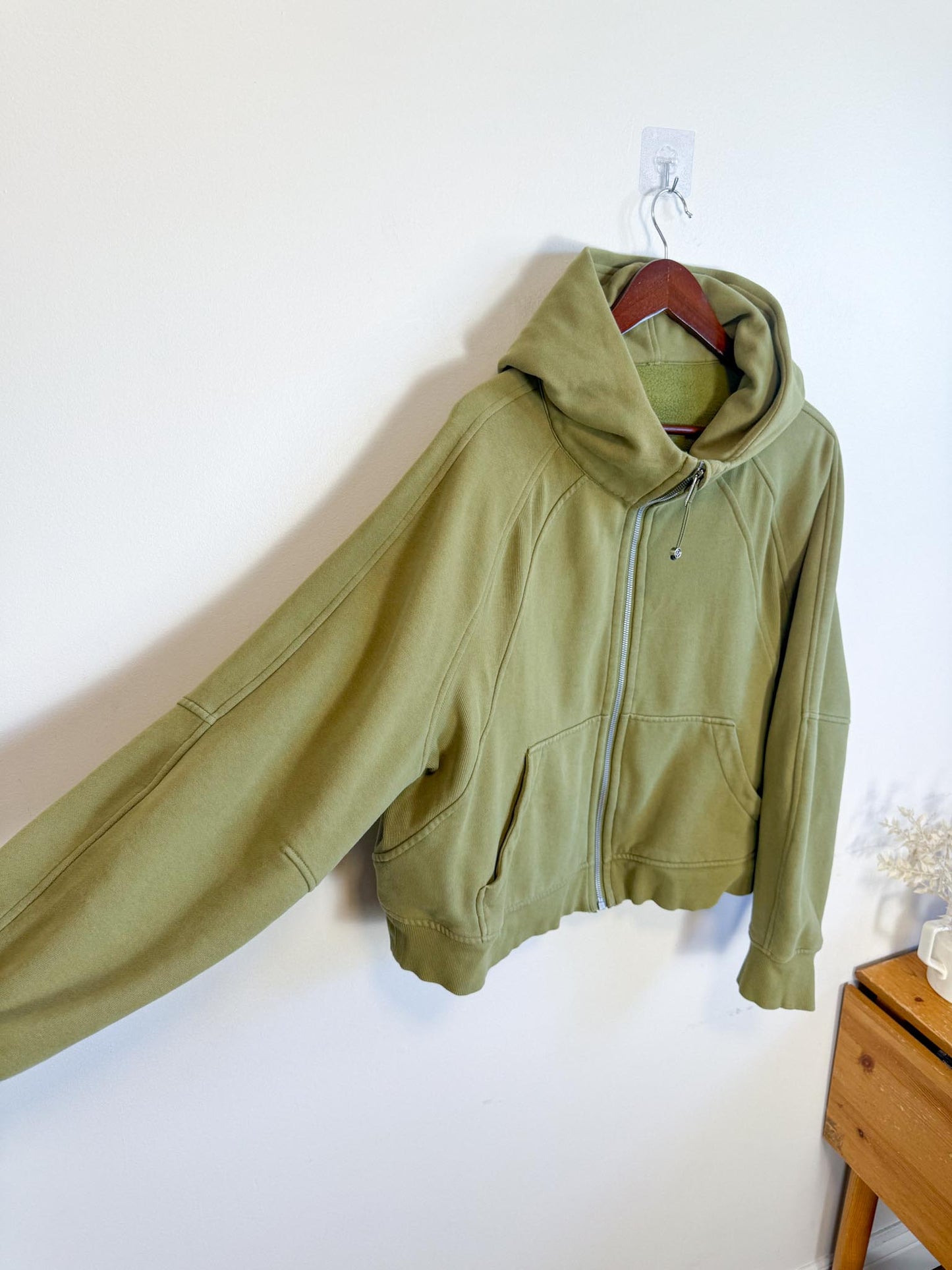 Lululemon "Scuba Oversized Full Zip Hoodie in Green" (Size XL/XXL)