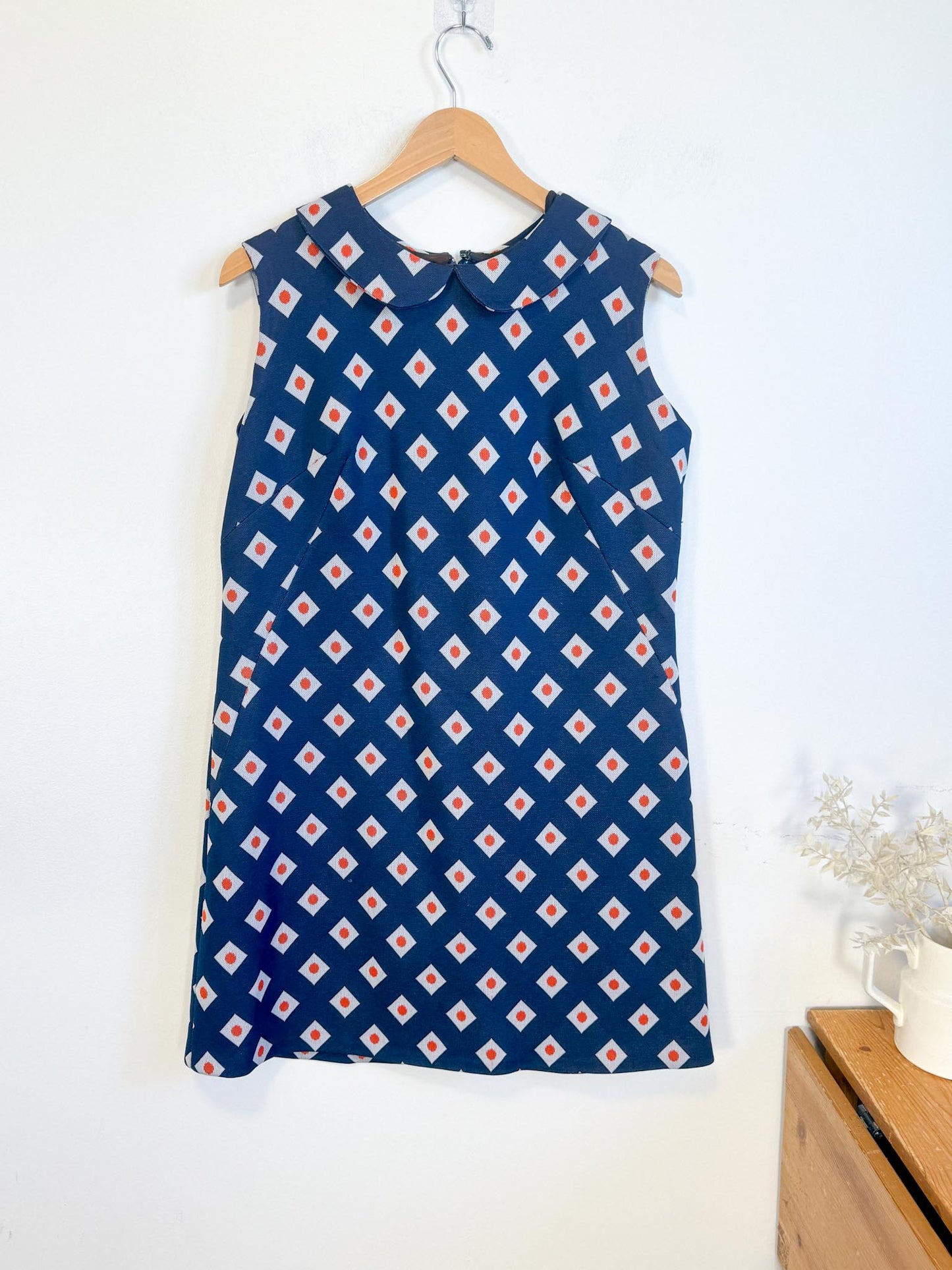 Vintage Geometric Pattern Mini Dress in Navy/Orange (Size L)