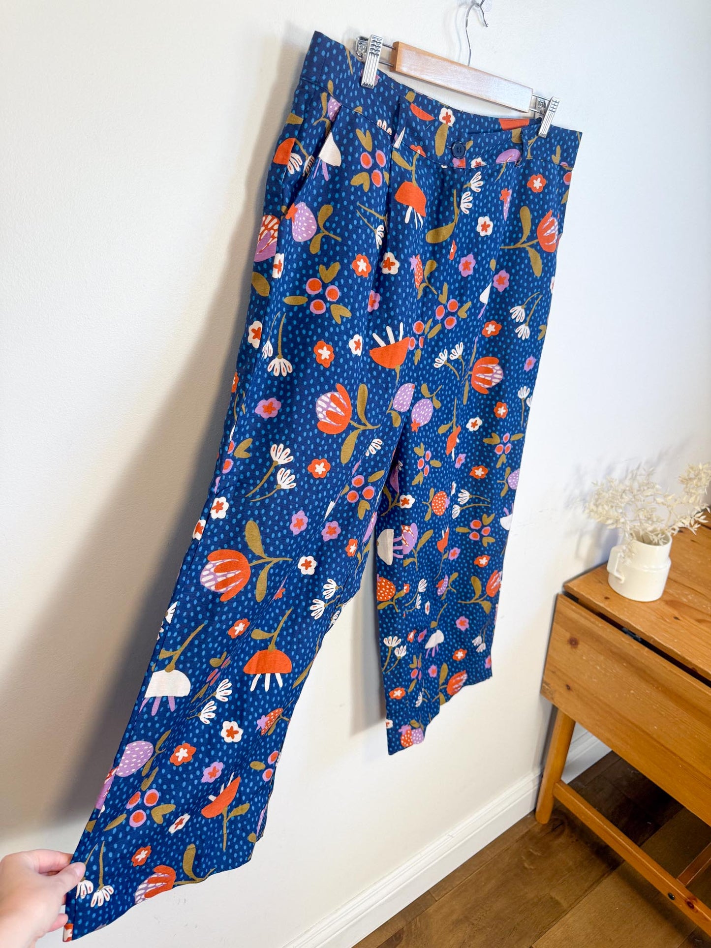 Princess Highway x ModCloth Linen Wide Leg Pants in Floral Print (Size 16)