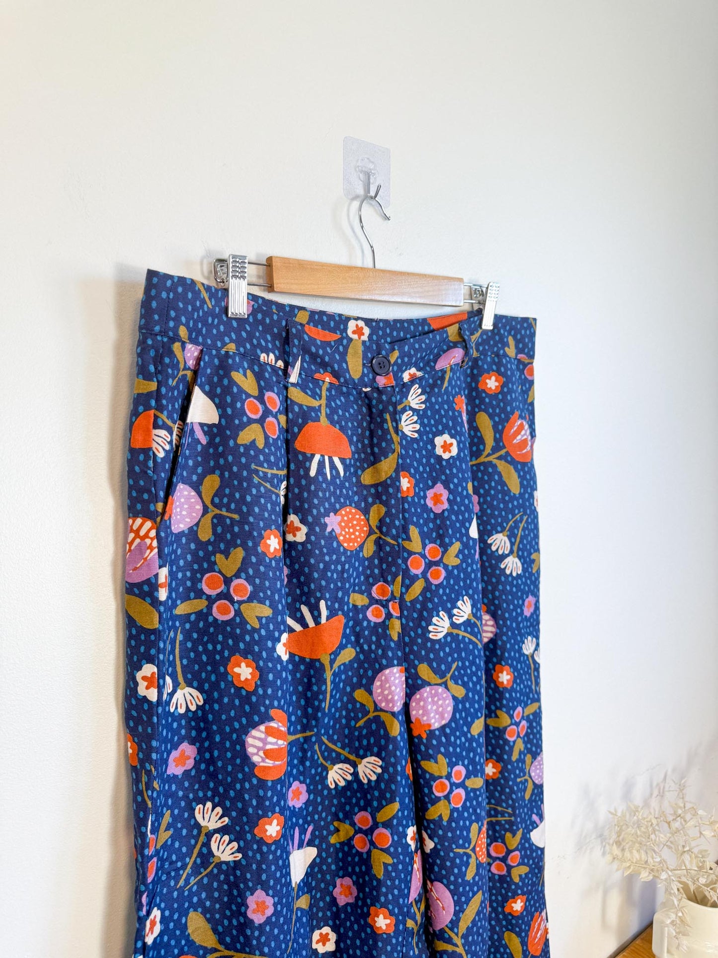 Princess Highway x ModCloth Linen Wide Leg Pants in Floral Print (Size 16)