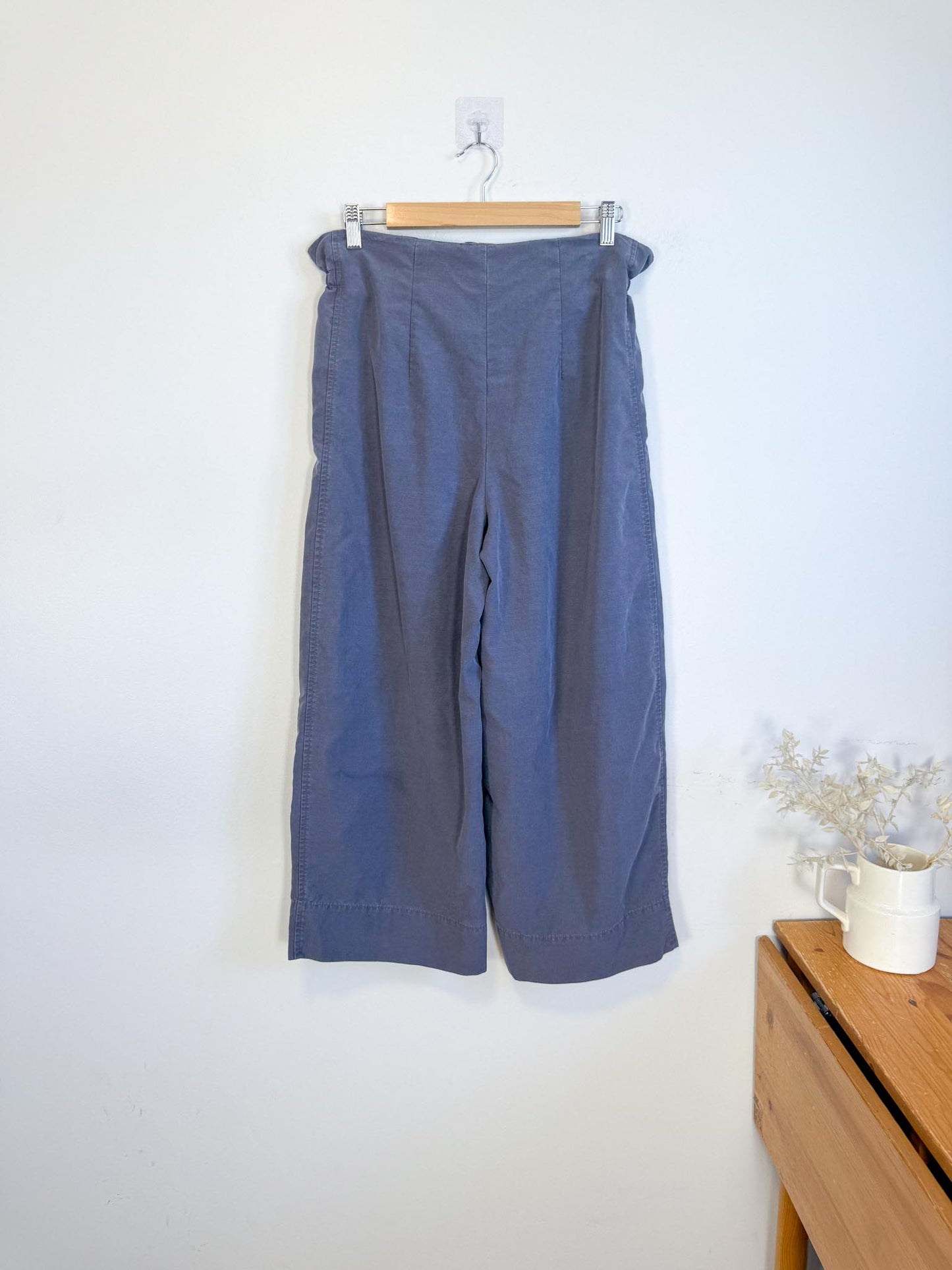 Babaton "The Group by Babaton Kerri Pant in Grey" (Size S/M)