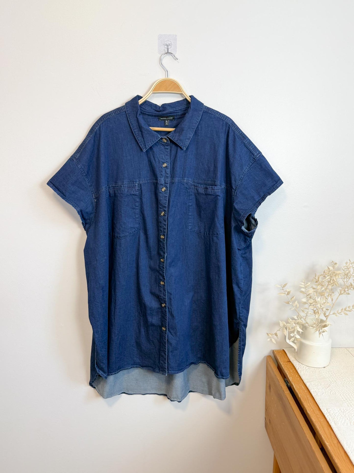 Universal Standard Chambray Shirt Dress in Dark Wash (Size XL)