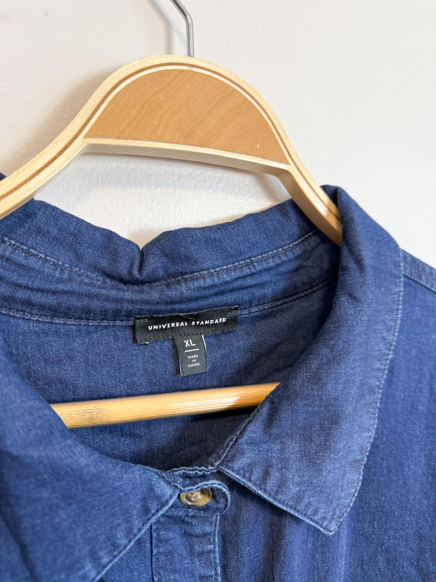 Universal Standard Chambray Shirt Dress in Dark Wash (Size XL)