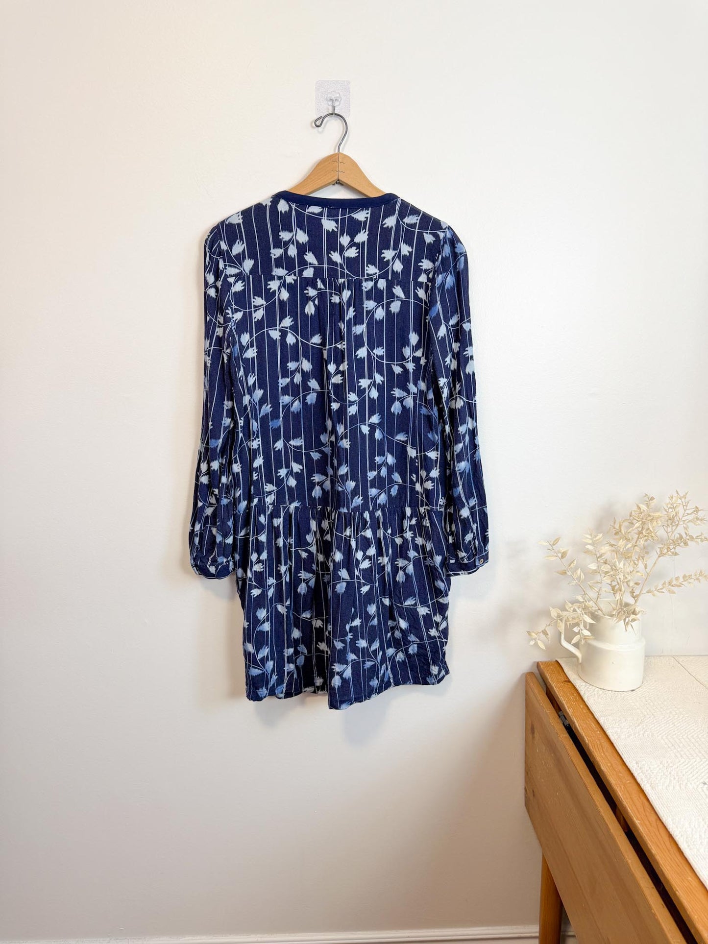 Anthropologie Embroidered Floral Tunic Dress in Blue (Size S)