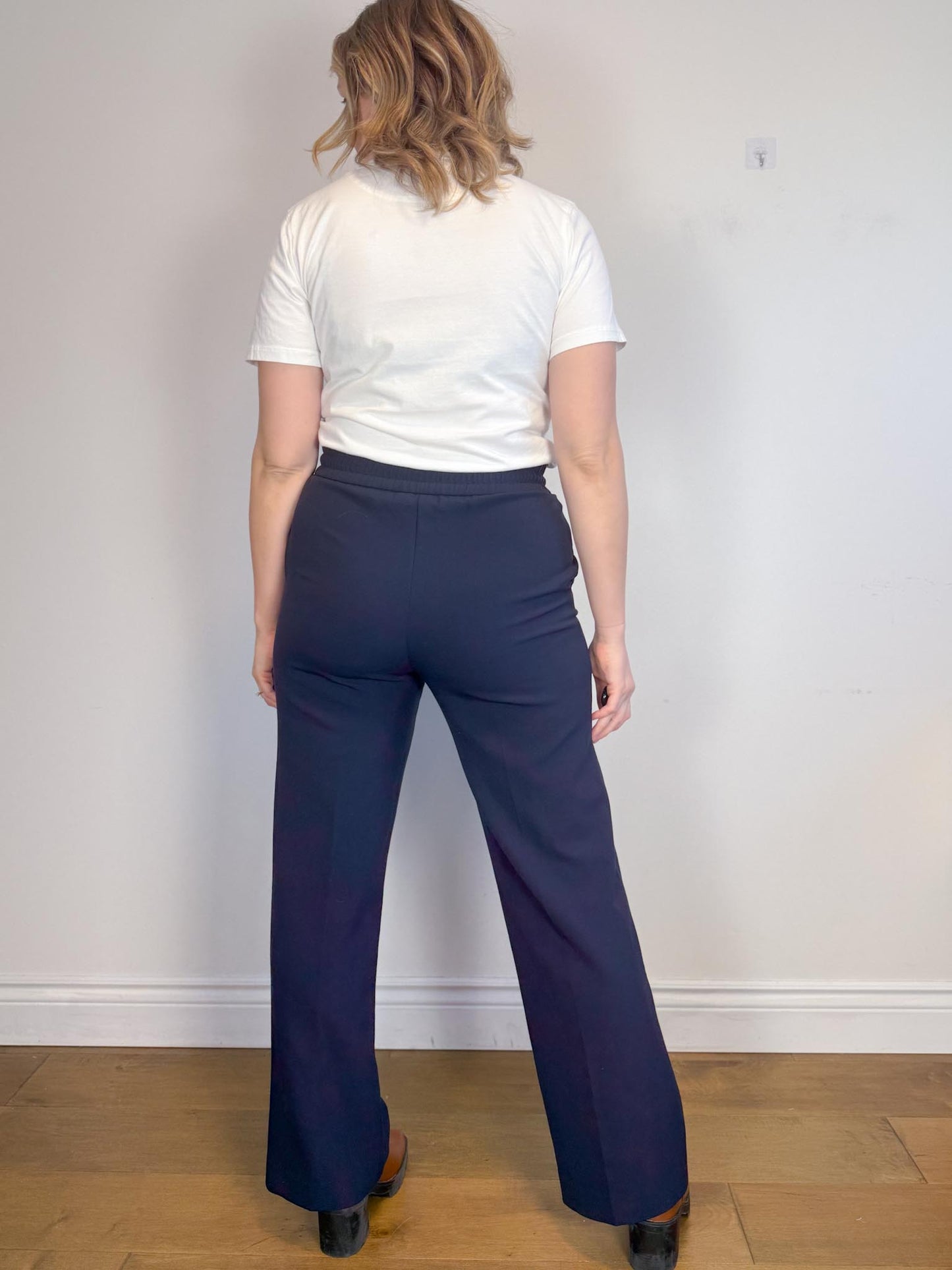 SEZANE "Bruce Trousers in Navy" (Size M/L)