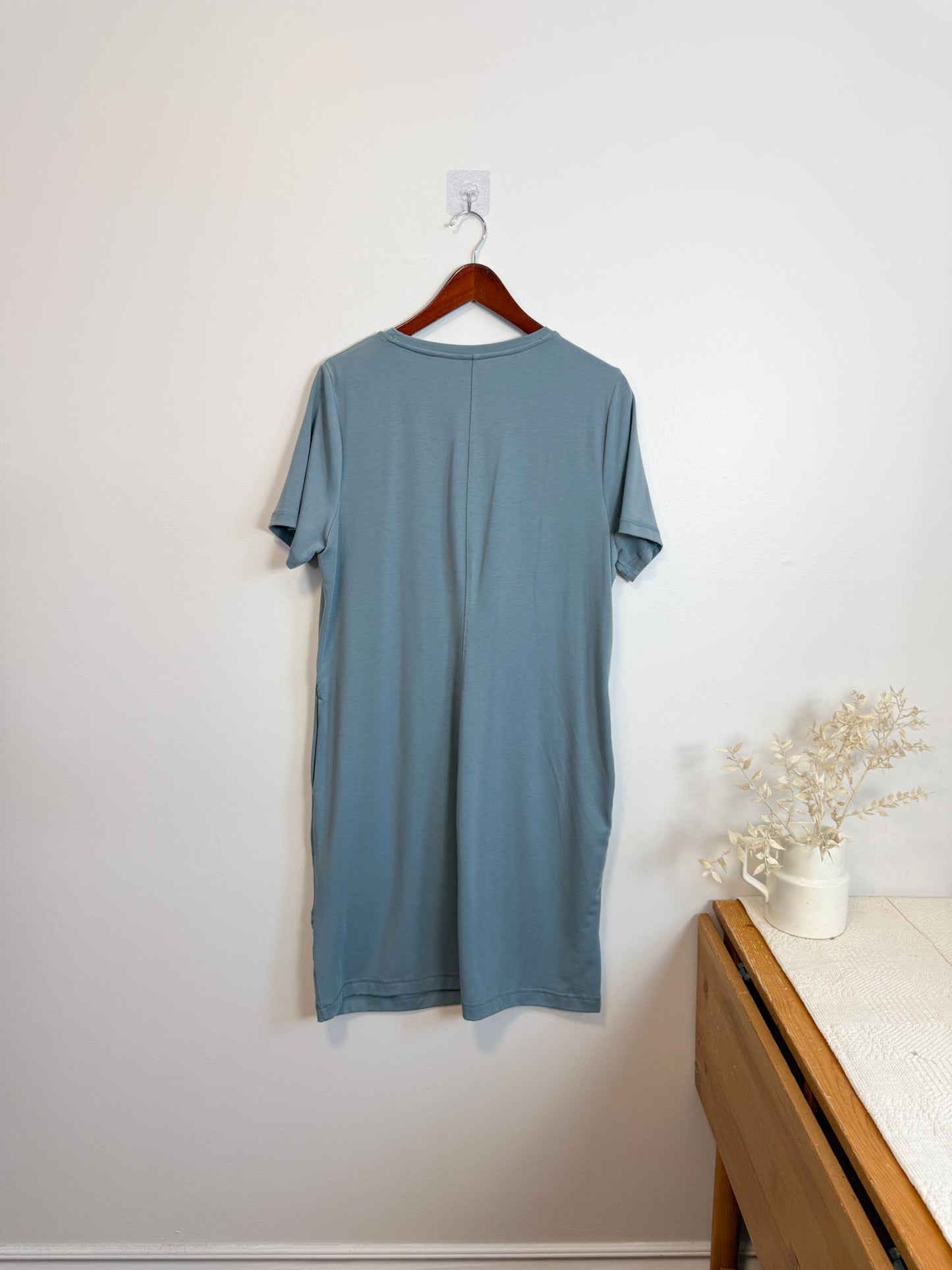 INDYEVA Slow Fashion "Short Sleeve KUIVA Dress in Slate Blue" (Size L)