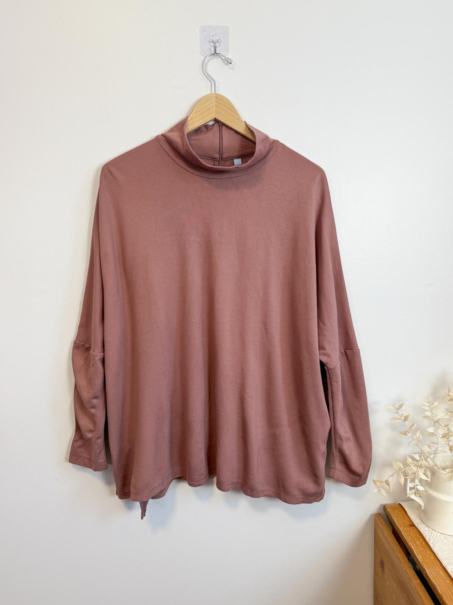 AYRTIGHT Made in Canada Tunic Top in Dusty Rose (Size 2X)