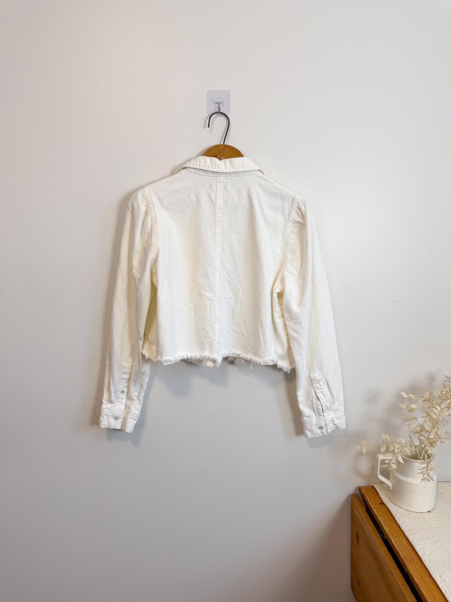 DL1961 "Simone Cropped Shirt in White" (Size S)