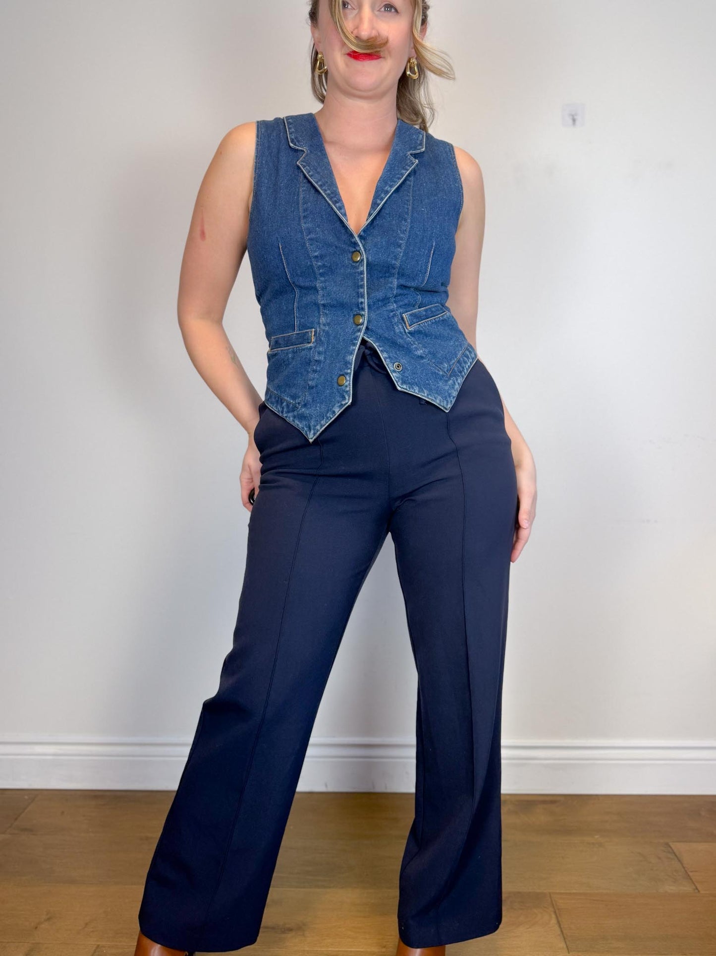 SEZANE "Bruce Trousers in Navy" (Size M/L)