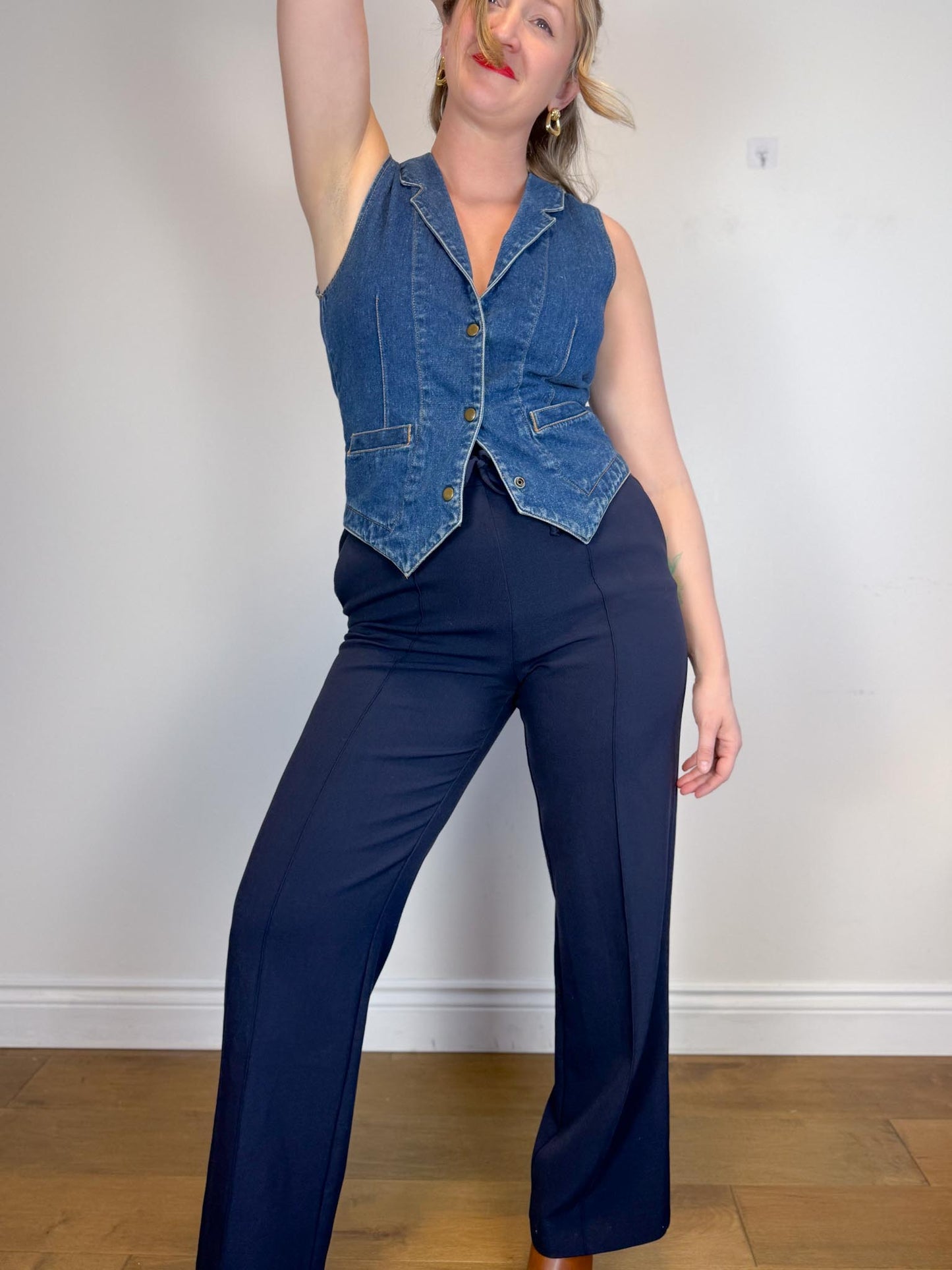 SEZANE "Bruce Trousers in Navy" (Size M/L)
