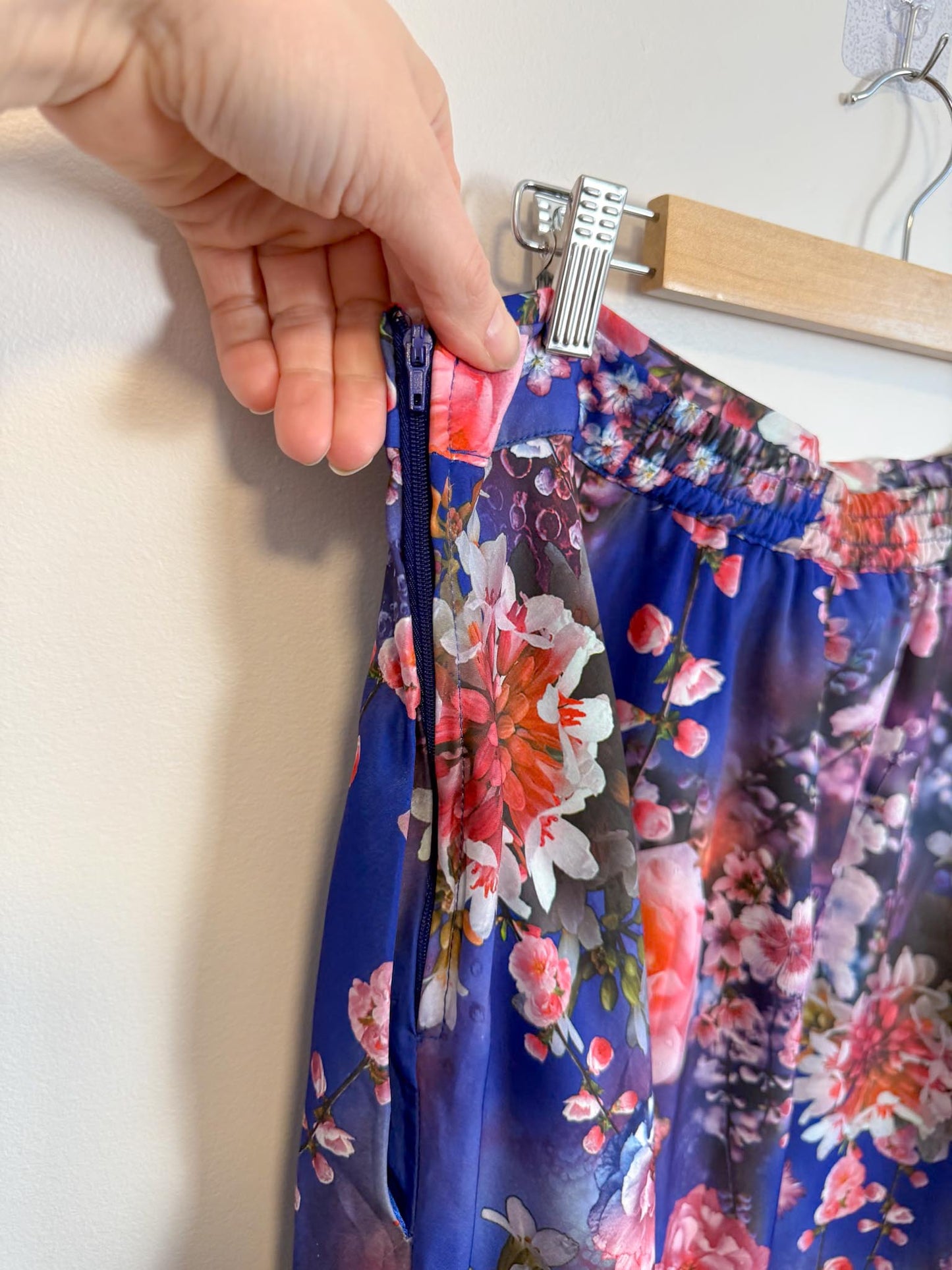 Modcloth Floral Skirt in Blue/Pink (Size 2X)