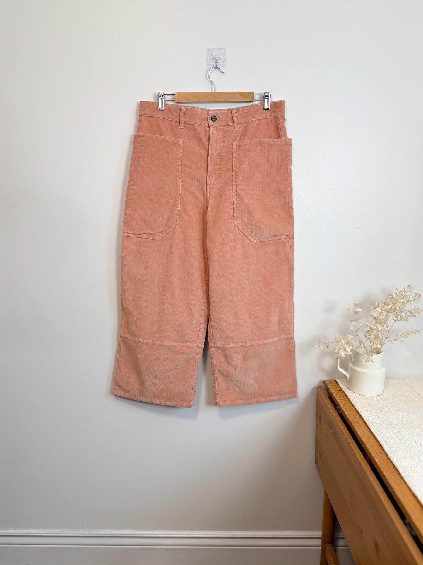 Everlane " The Corduroy Gardner Pant in Coral" (Size 14)