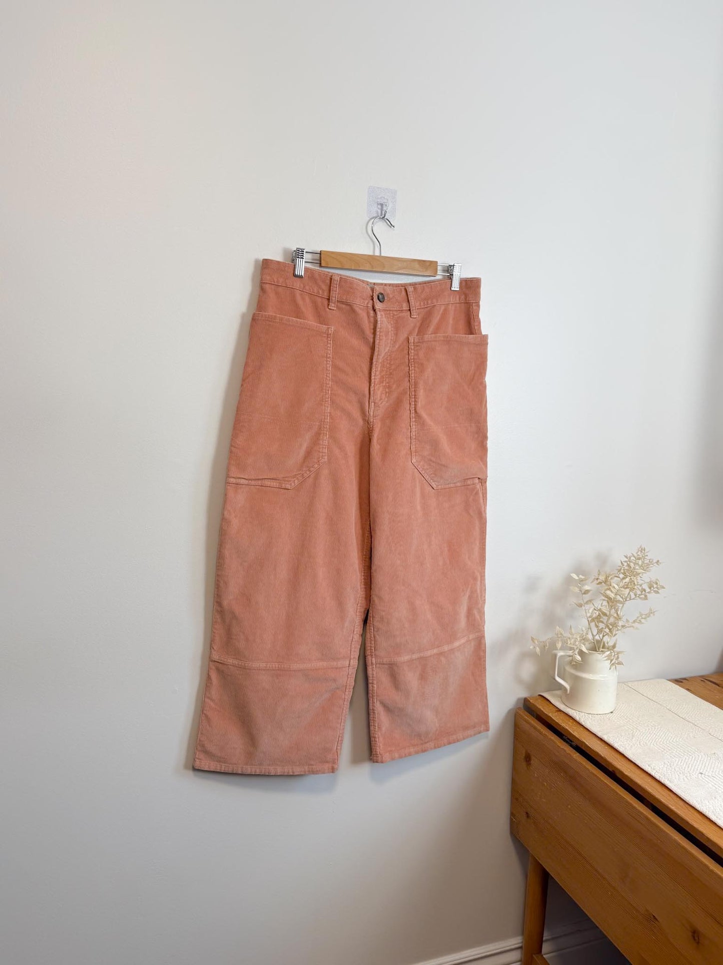 Everlane " The Corduroy Gardner Pant in Coral" (Size 14)