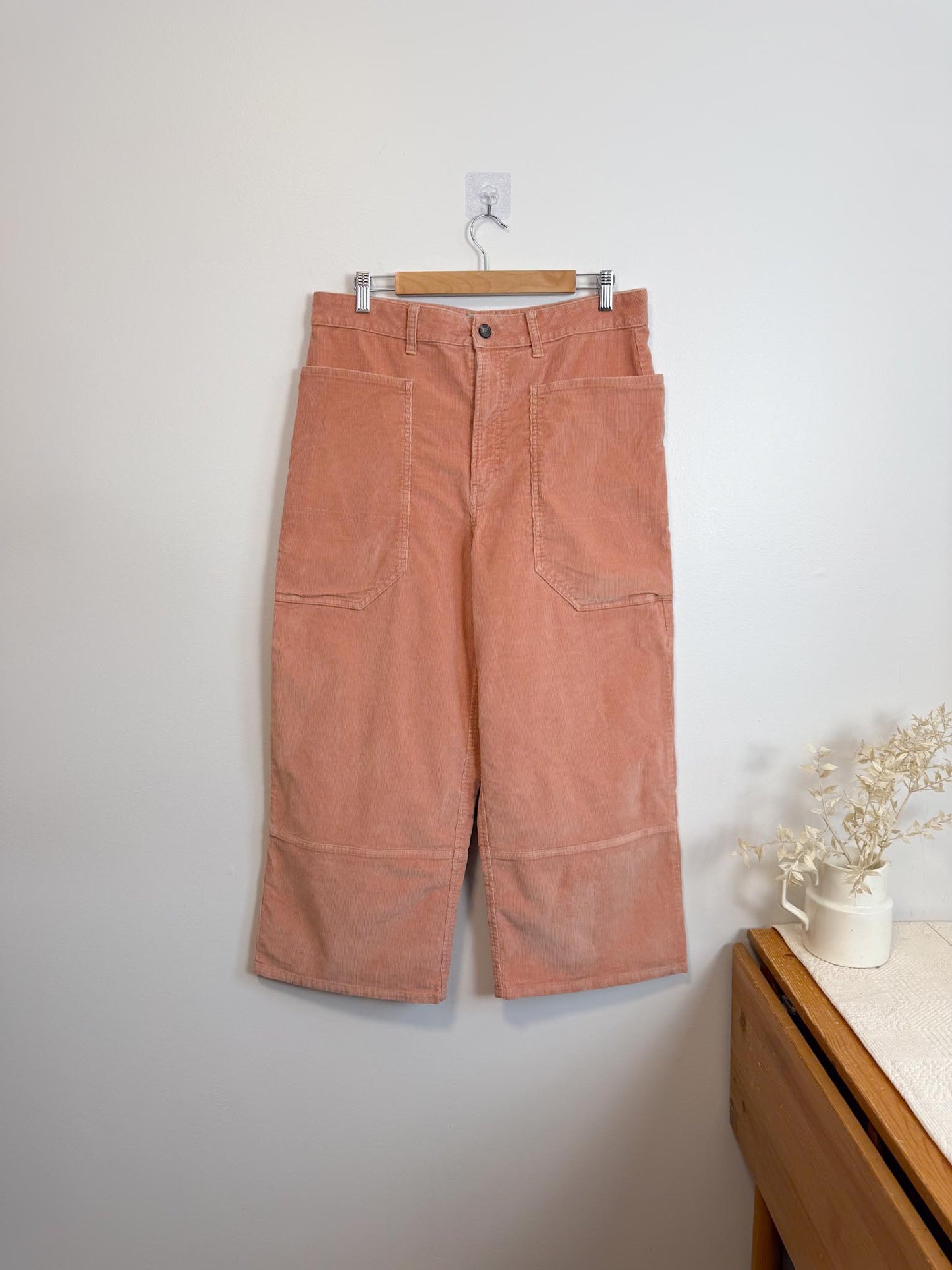 Everlane " The Corduroy Gardner Pant in Coral" (Size 14)