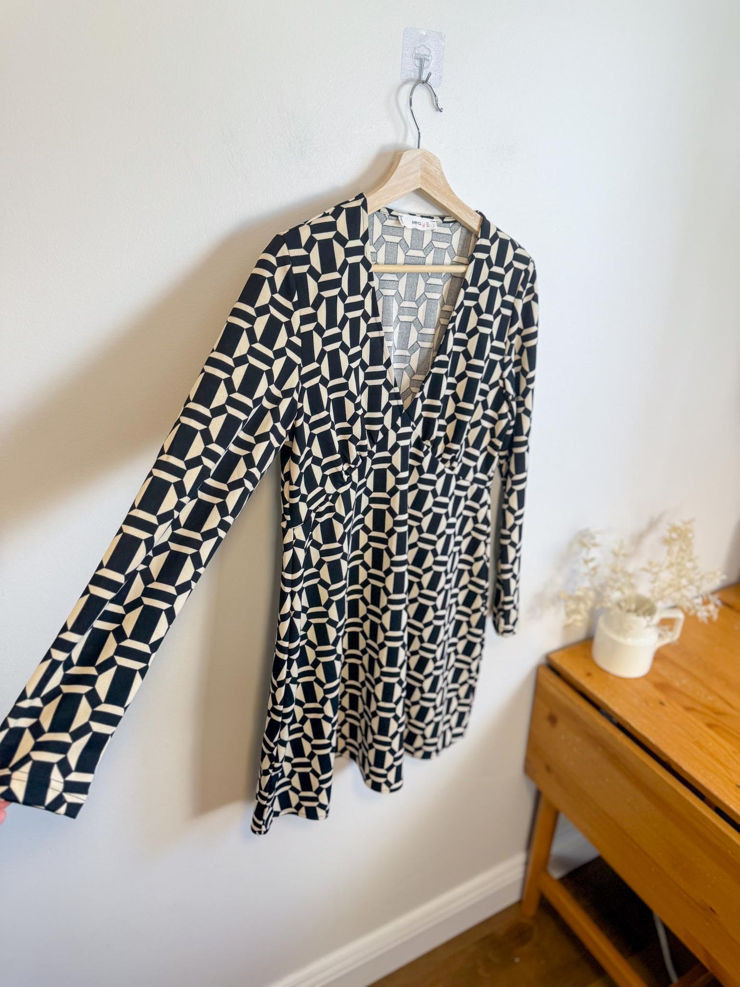 Mango Geometric Print Dress in Black/White (Size L)