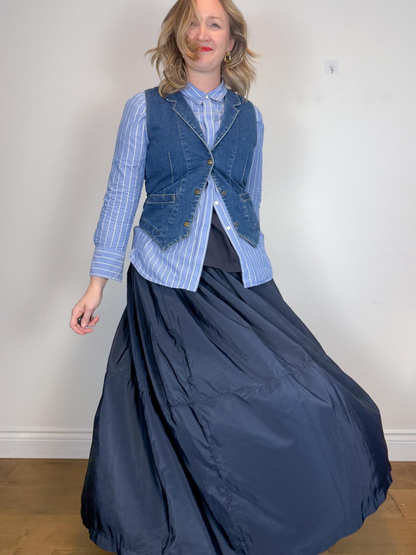 Full Maxi Skirt in Navy (Size L)