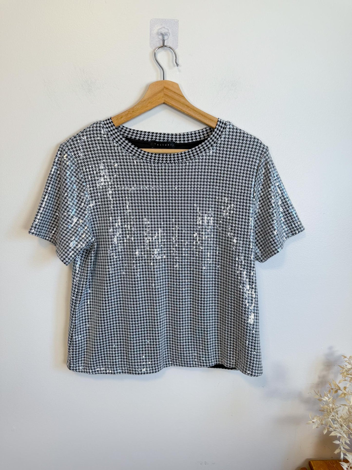 Sanctuary "Short-Sleeve Houndstooth Sequin Top" (Size S/M)