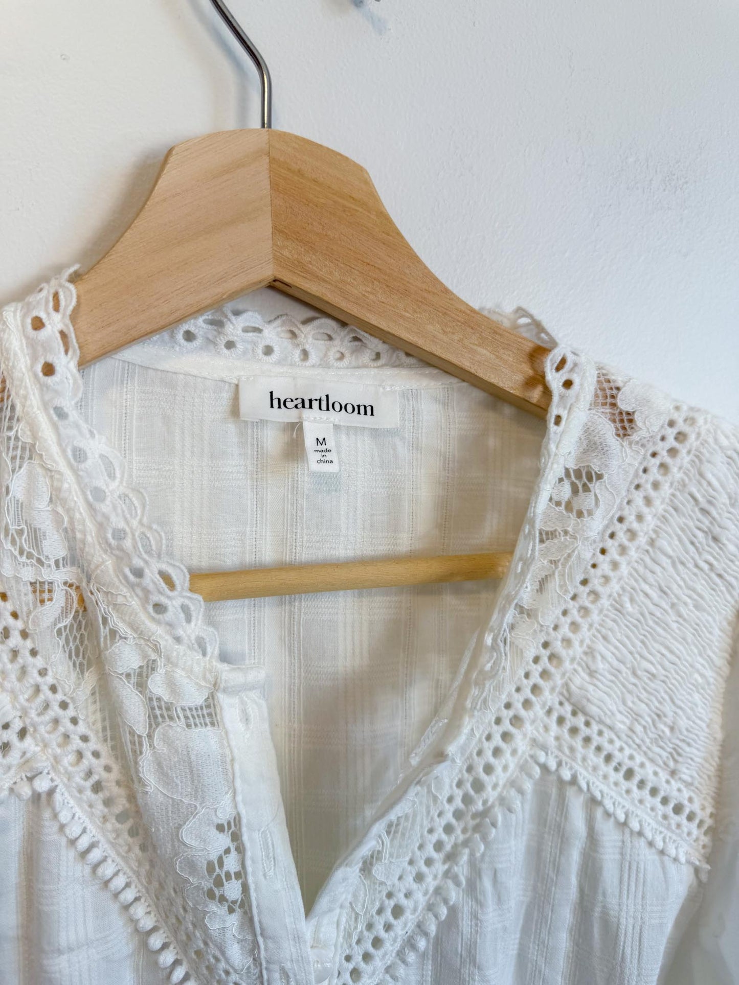 Heartloom White Eyelet Blouse (Size M)