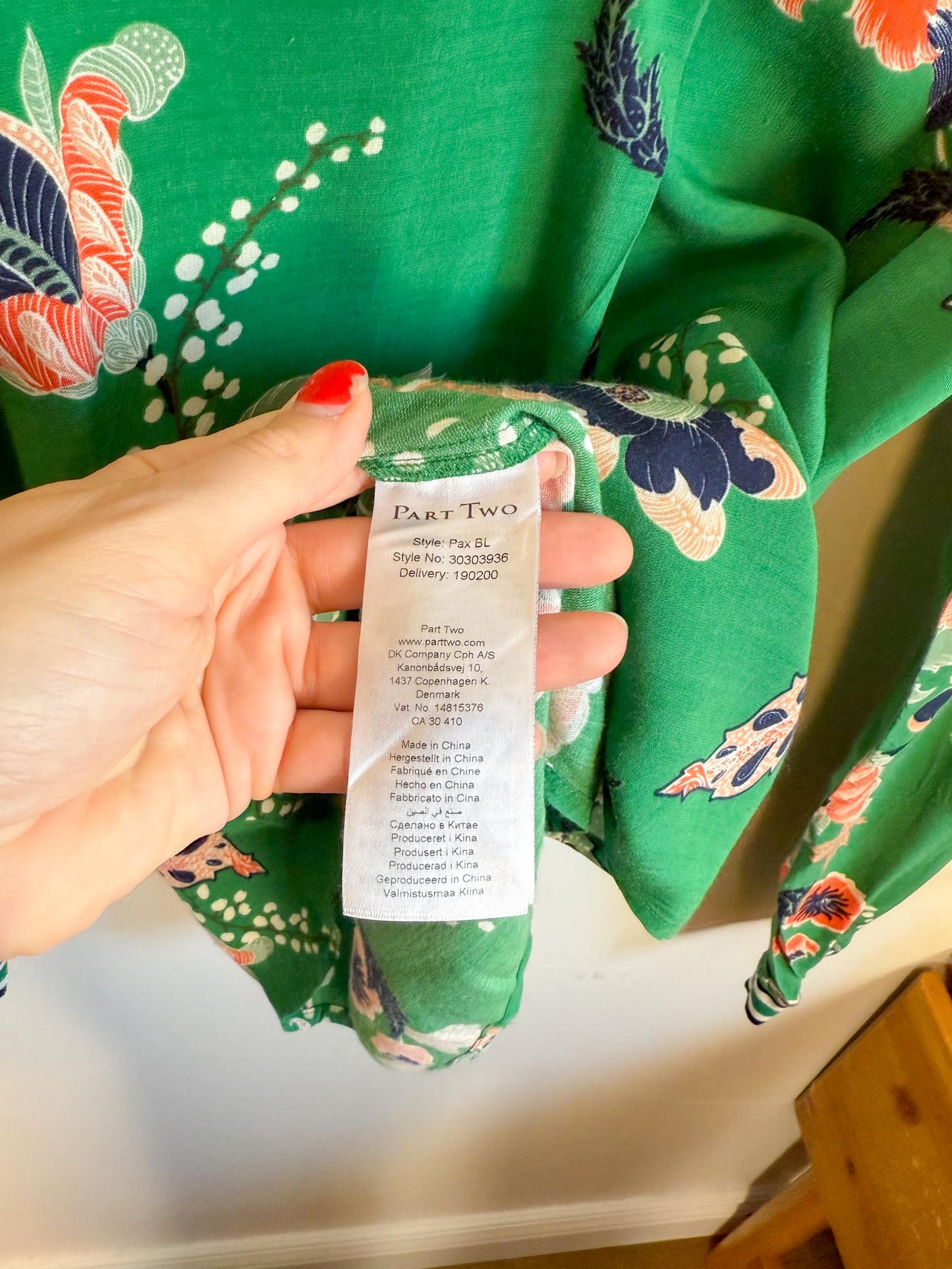 Part Two "Pax Blouse in Green Floral" (Size M/L)