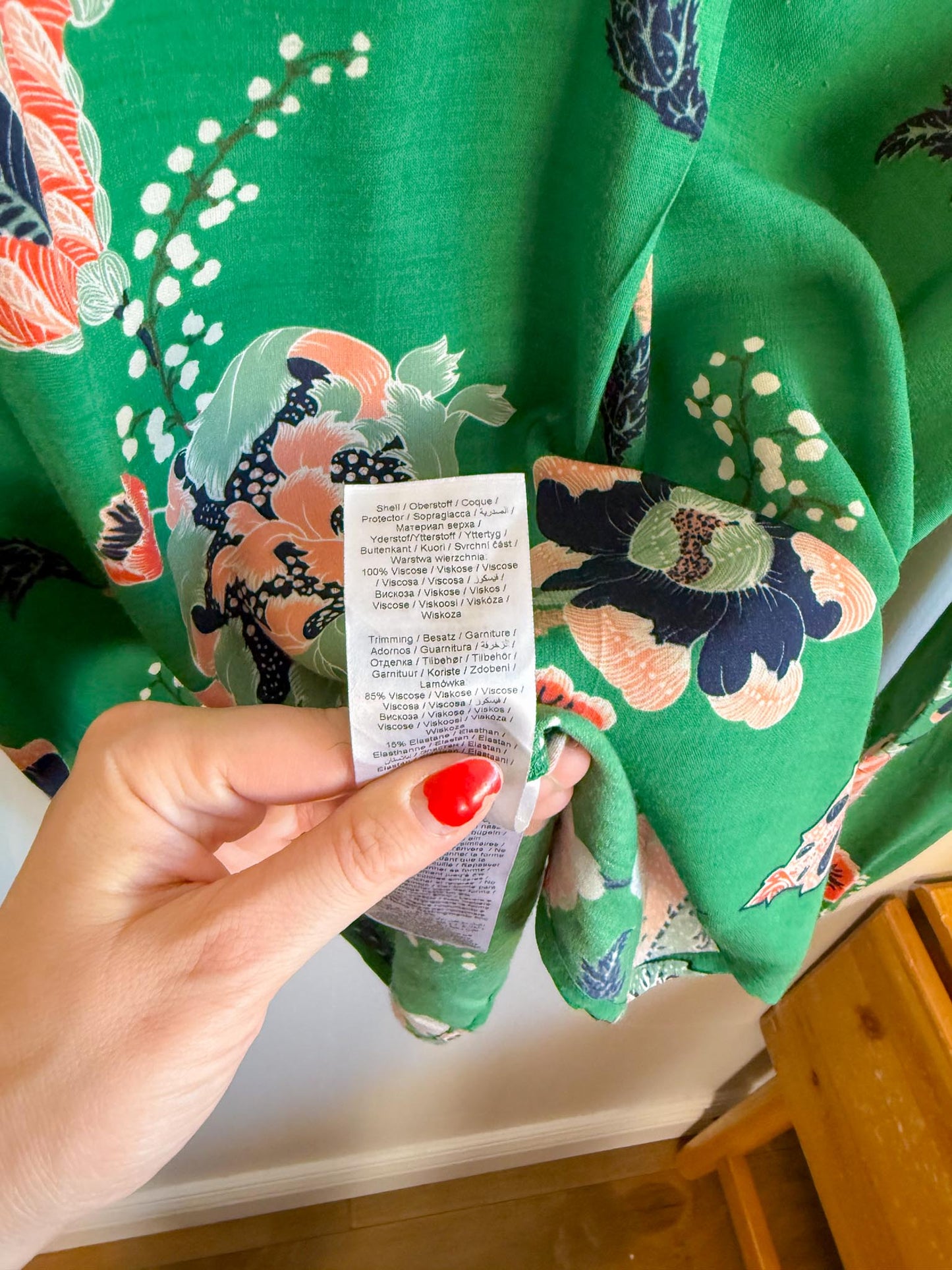 Part Two "Pax Blouse in Green Floral" (Size M/L)